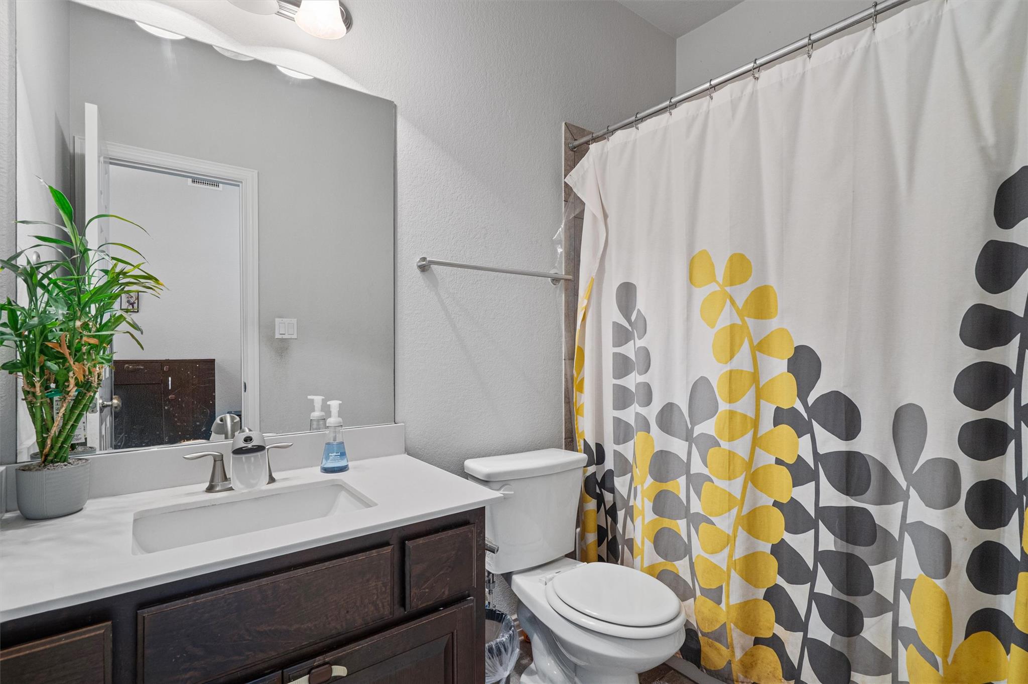 138 Drury Ln, Austin, TX 78737