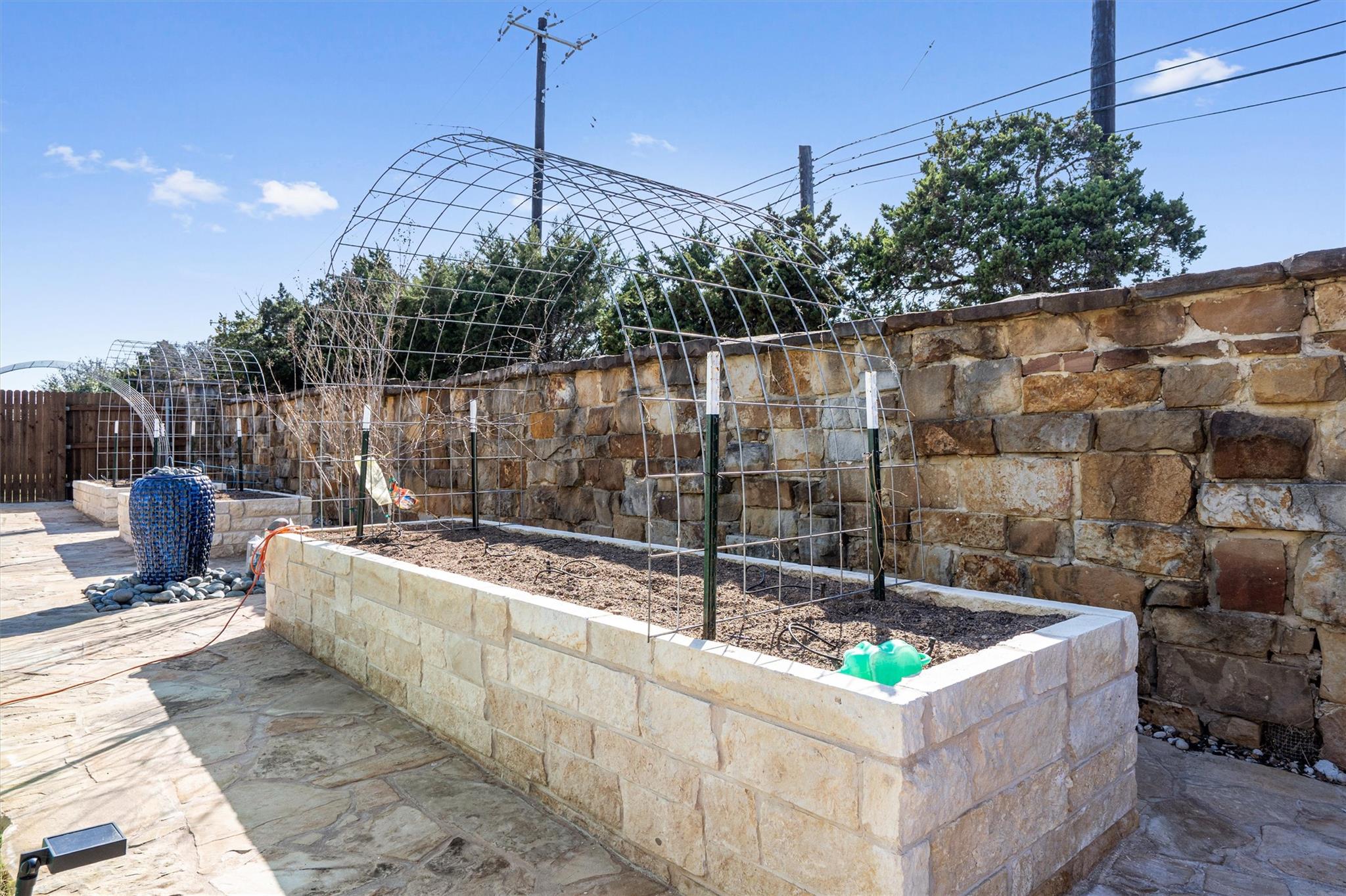 138 Drury Ln, Austin, TX 78737