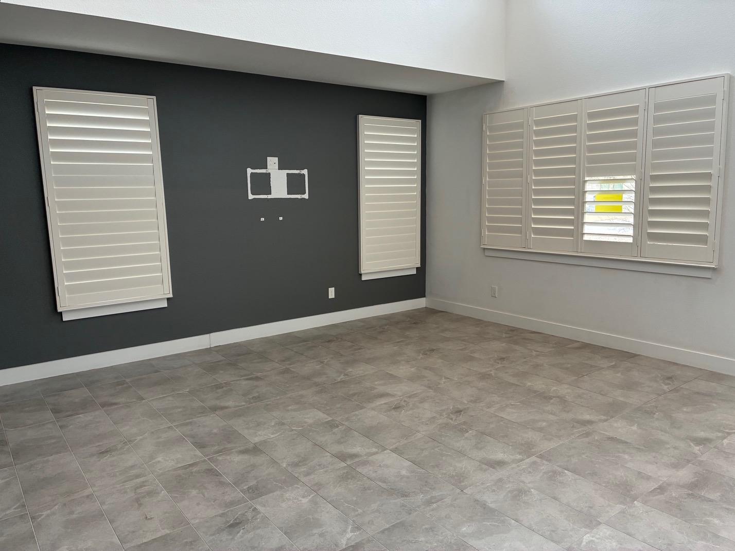 403 Summit Ridge Dr N, Point Venture, TX 78645