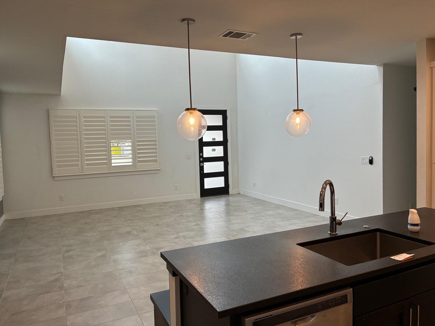 403 Summit Ridge Dr N, Point Venture, TX 78645