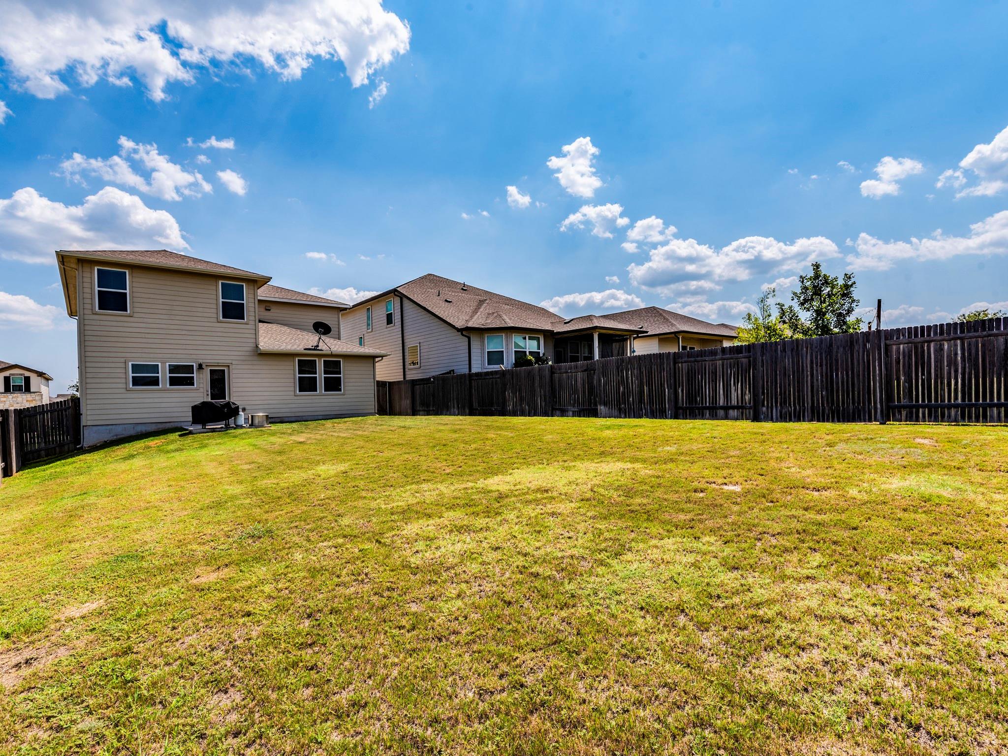 142 Mount Locke Rd, Dripping Springs, TX 78620