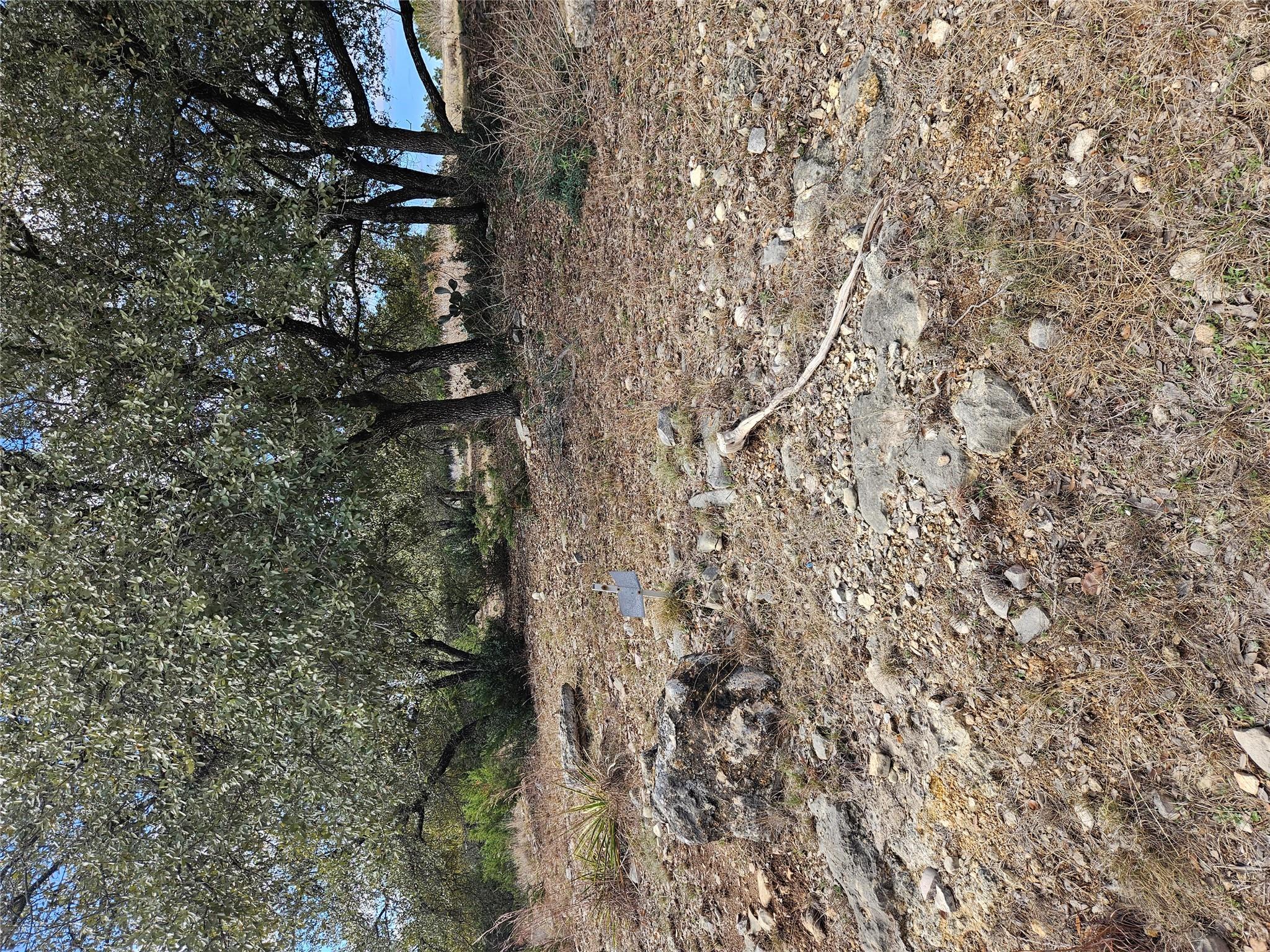 2912 Davis Cv, Lago Vista, TX 78645