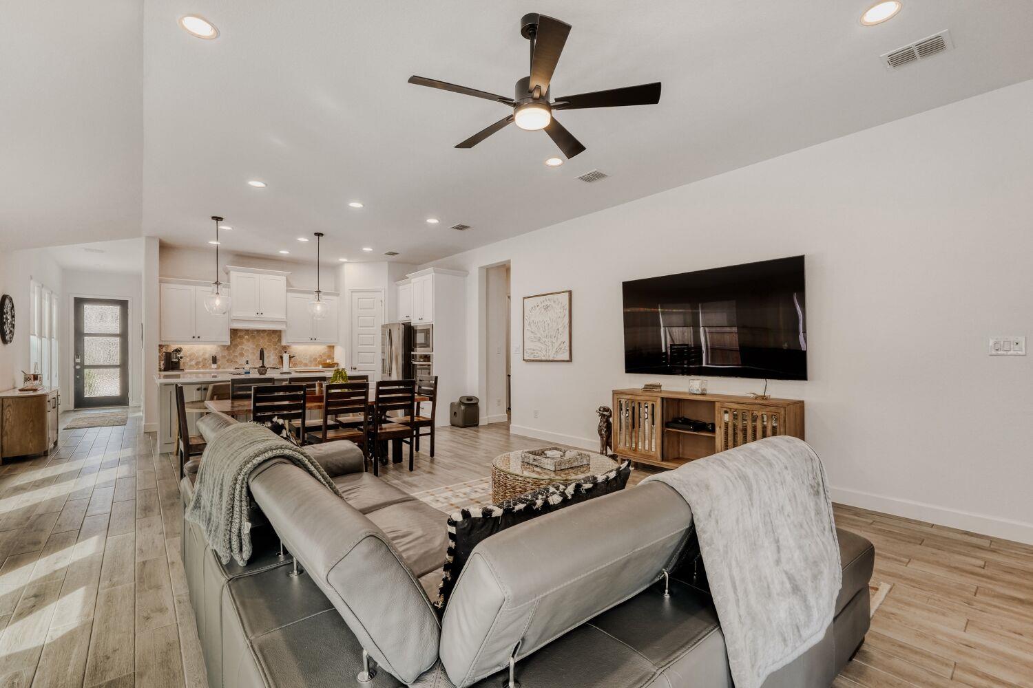 369 Prickly Poppy Loop, Kyle, TX 78640