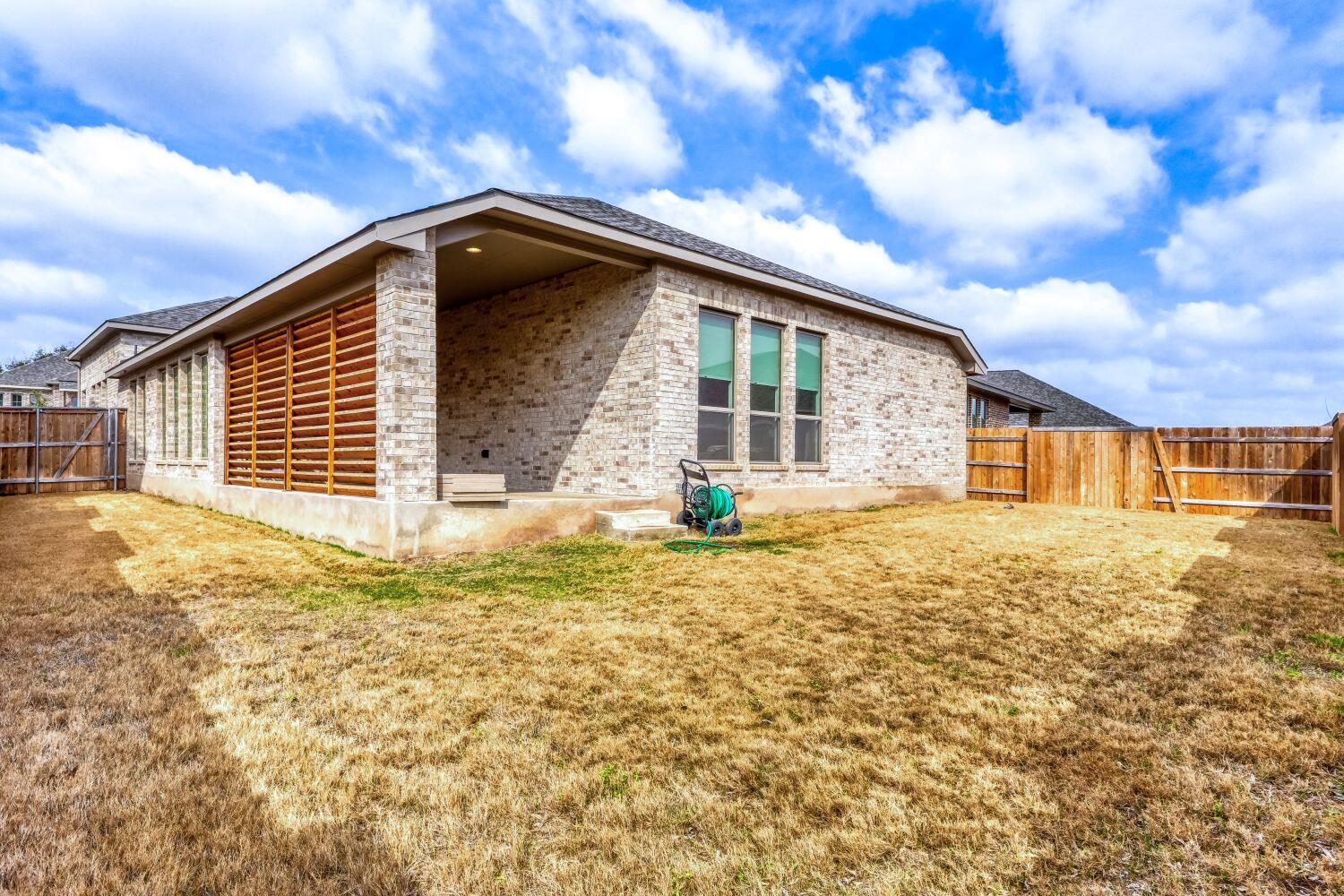 369 Prickly Poppy Loop, Kyle, TX 78640