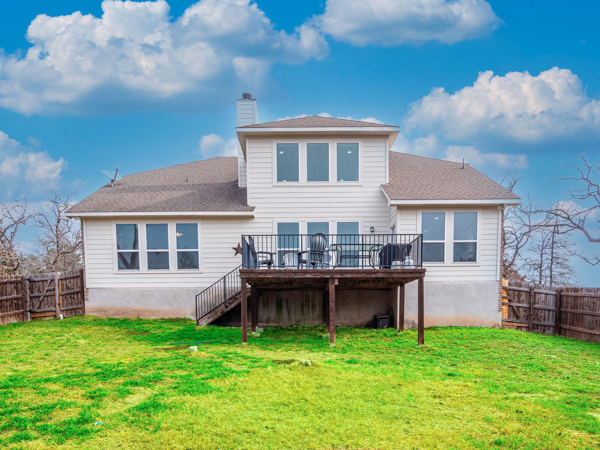 117 Arbor Point Dr, Elgin, TX 78621