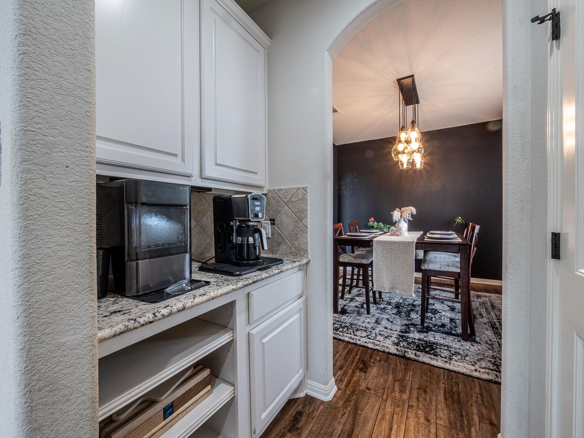 117 Arbor Point Dr, Elgin, TX 78621