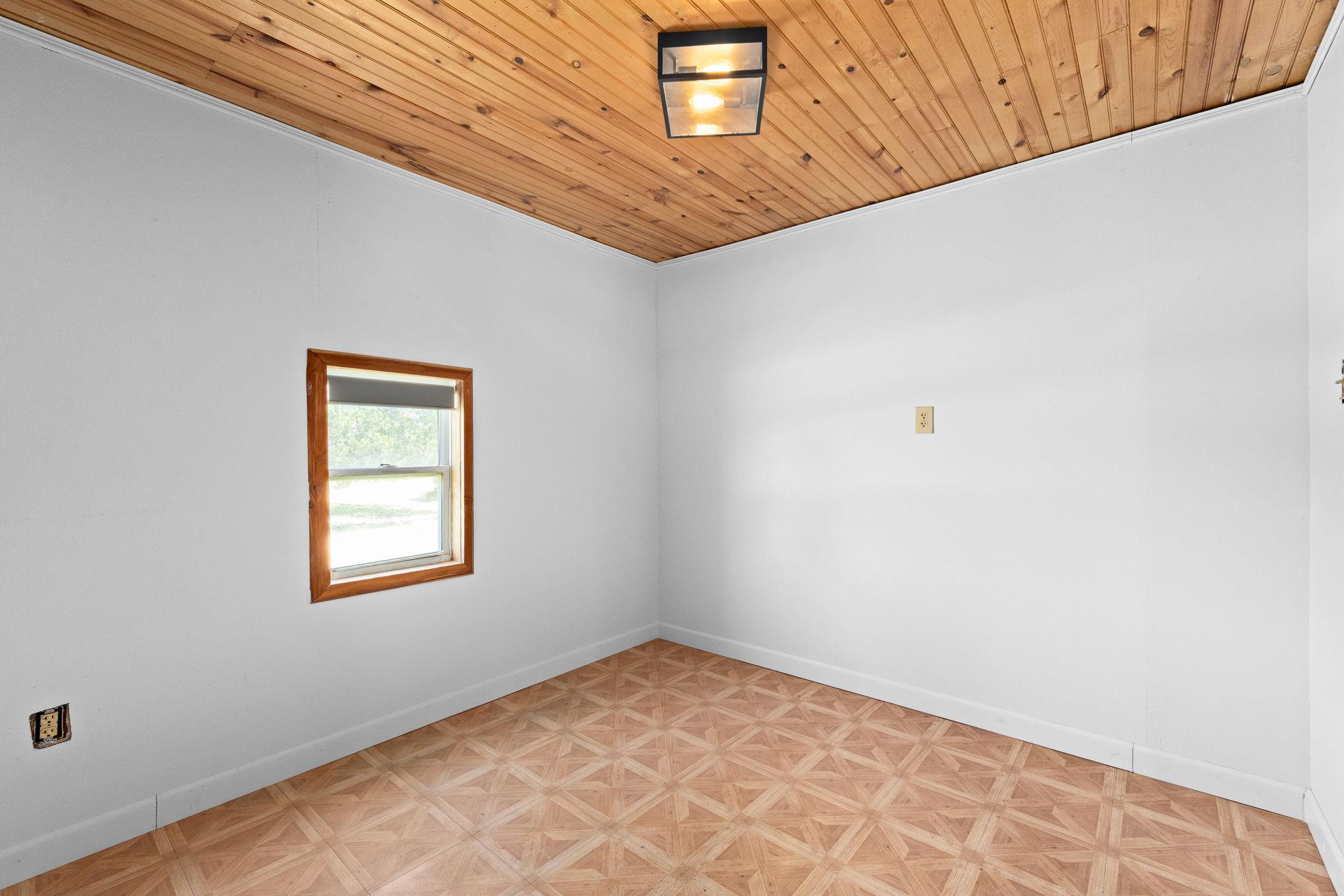 586 Private Road 3448, Kempner, TX 76539