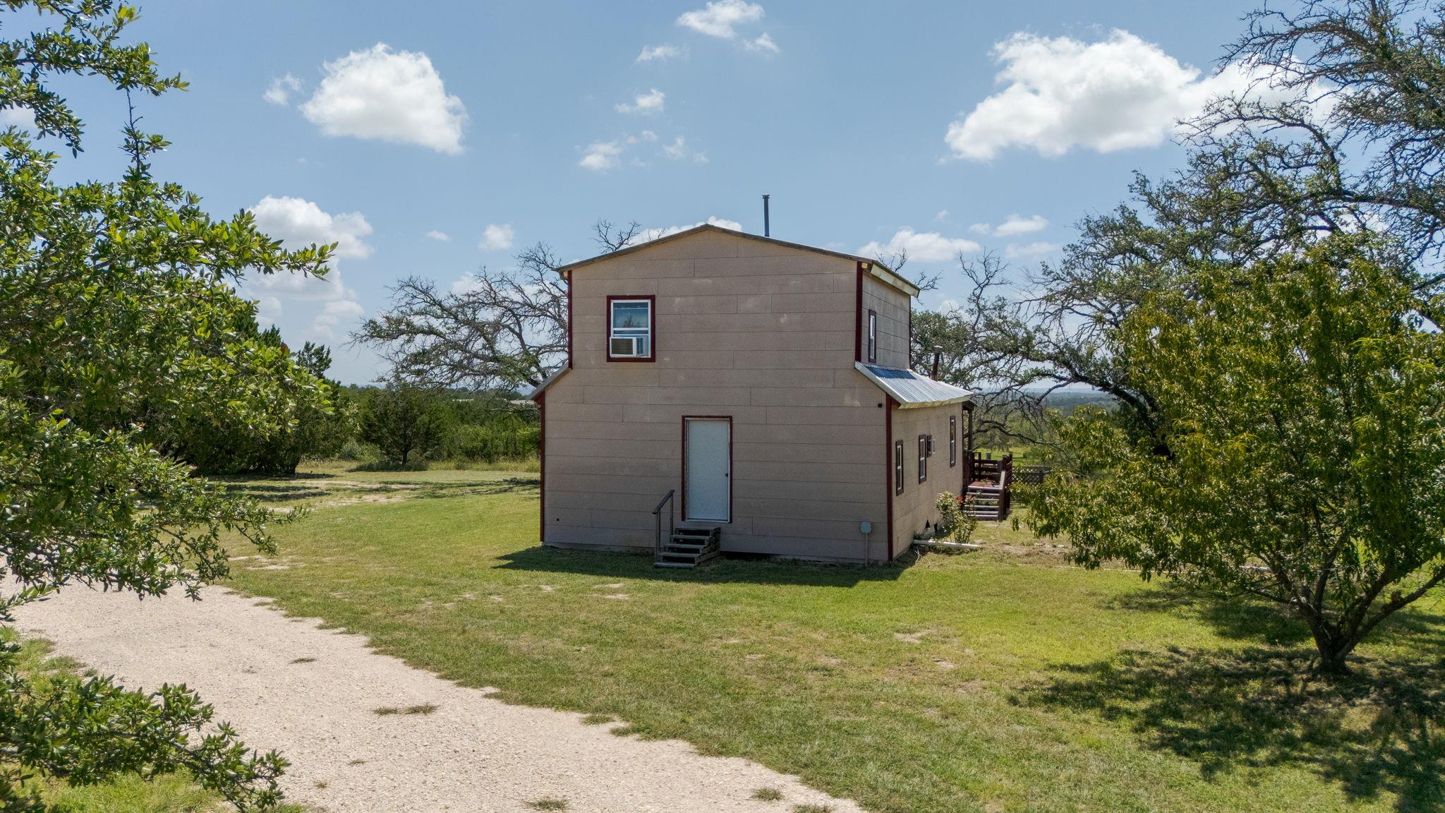 586 Private Road 3448, Kempner, TX 76539
