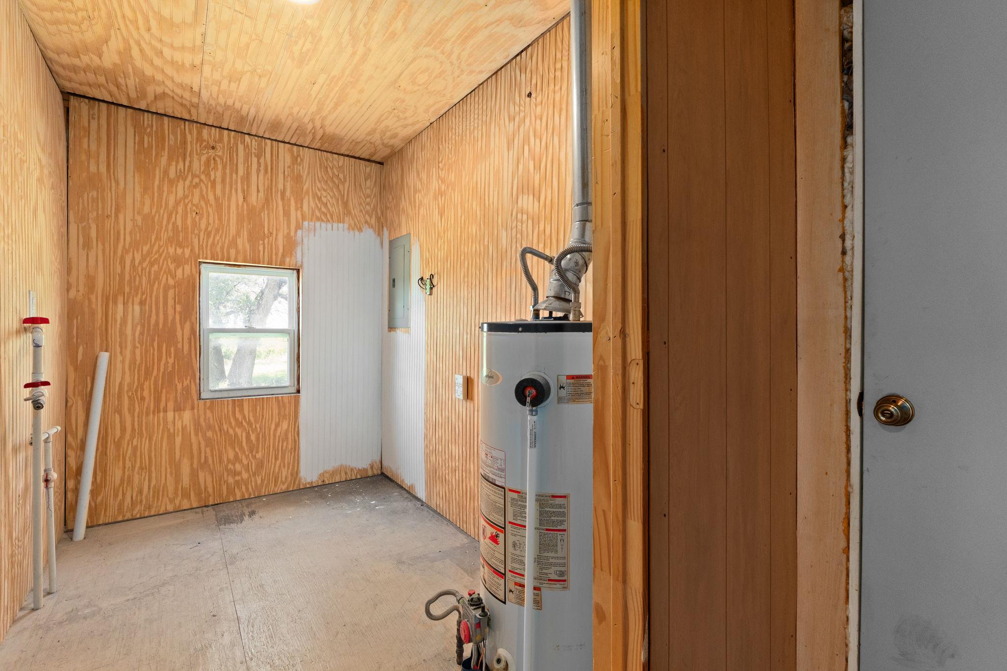 586 Private Road 3448, Kempner, TX 76539