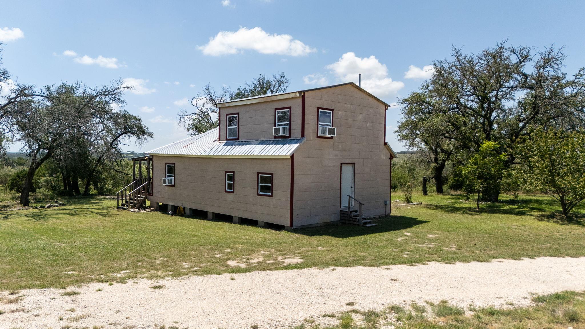 586 Private Road 3448, Kempner, TX 76539