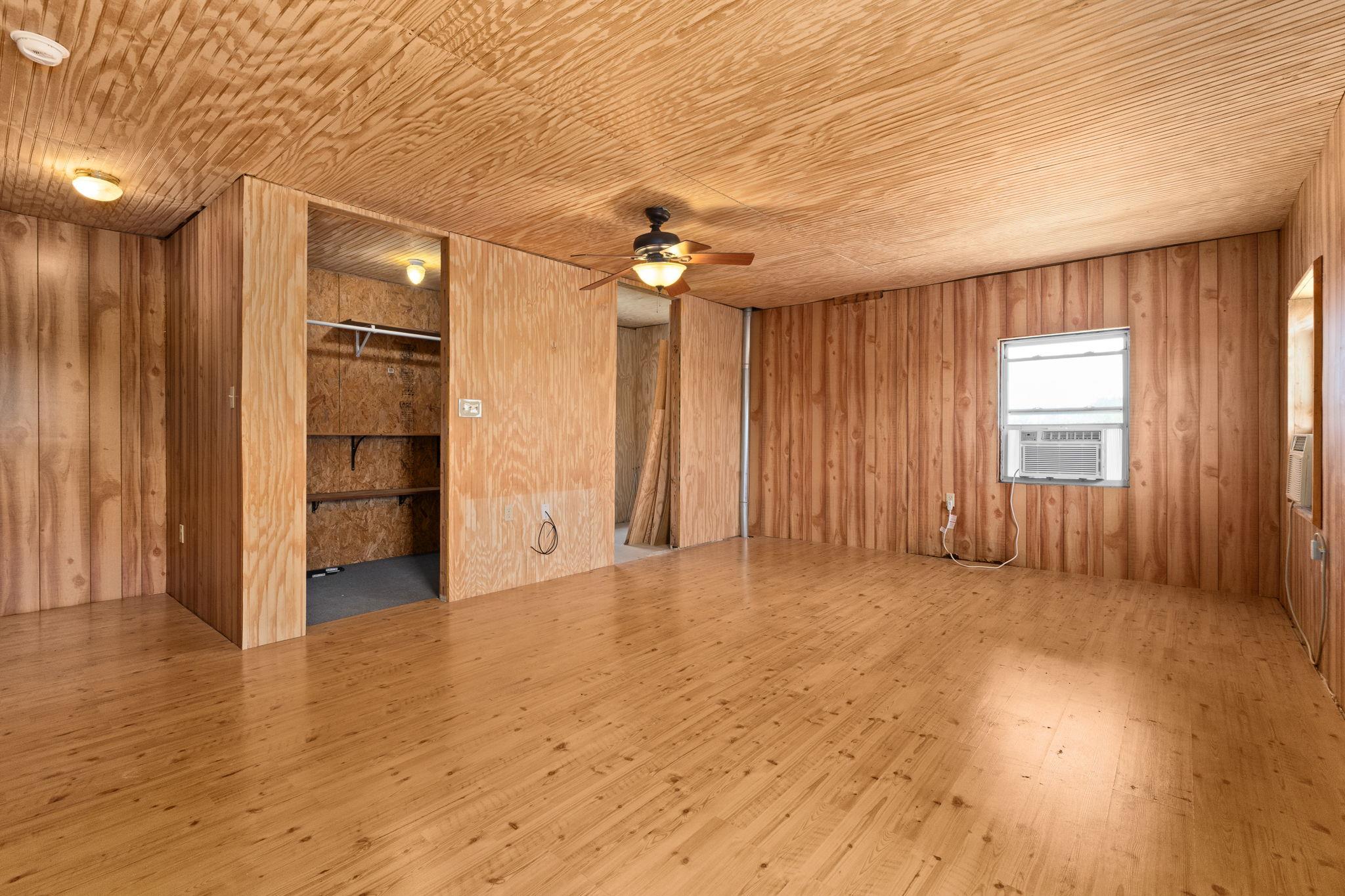 586 Private Road 3448, Kempner, TX 76539