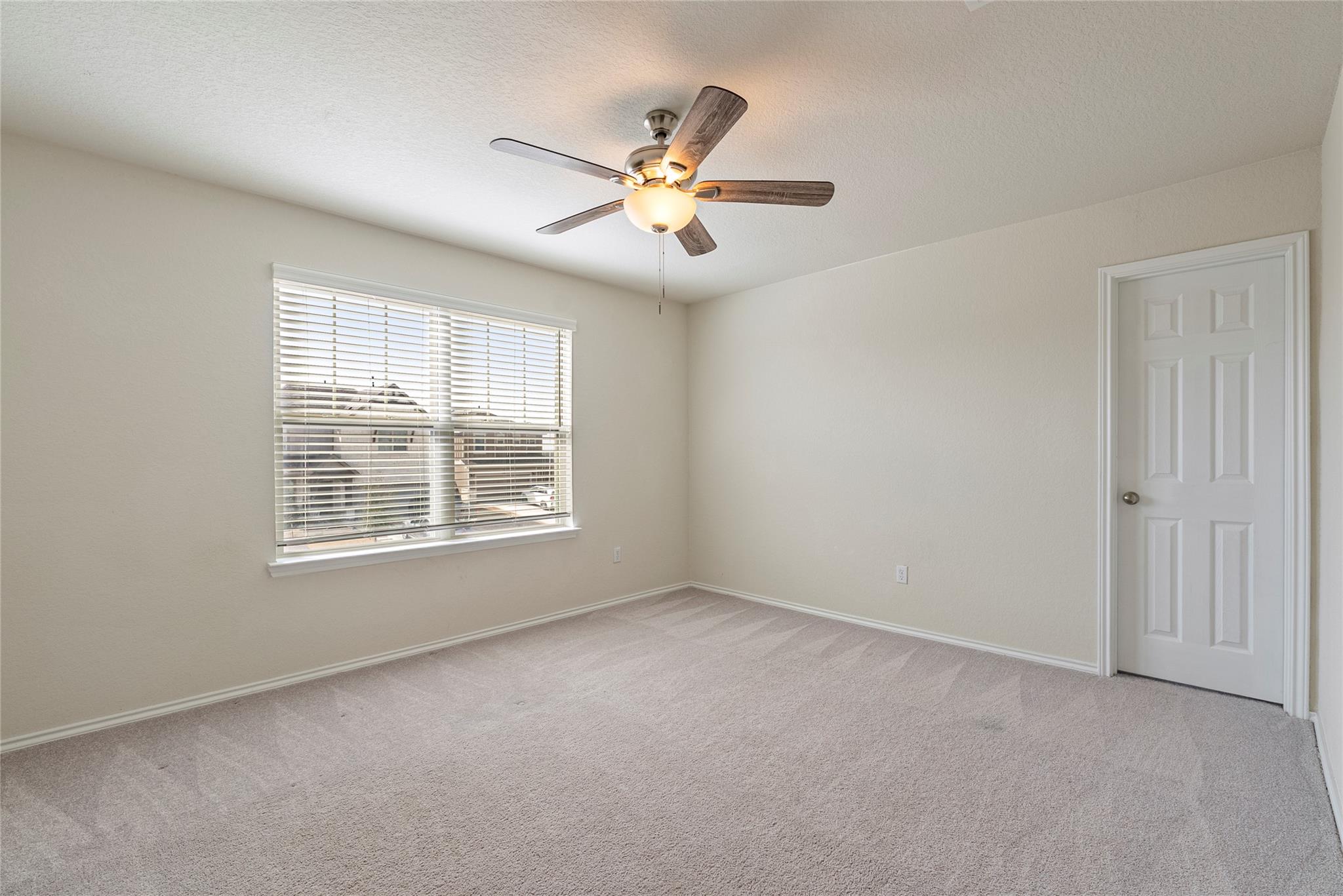 420 Bella Luna Way, Liberty Hill, TX 78642