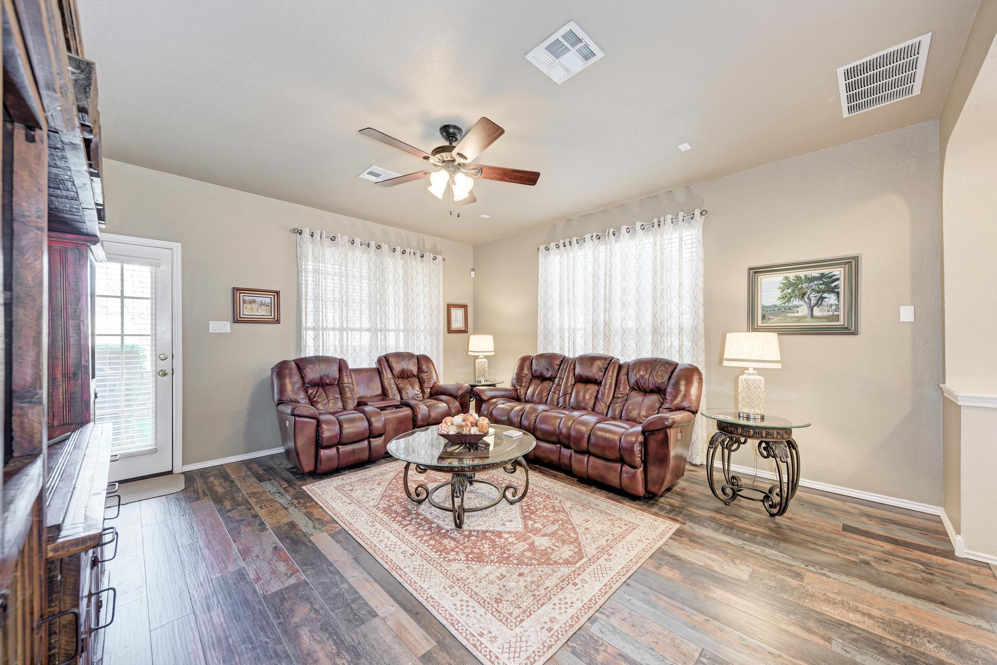 16100 S Great Oaks Dr # 602, Round Rock, TX 78681