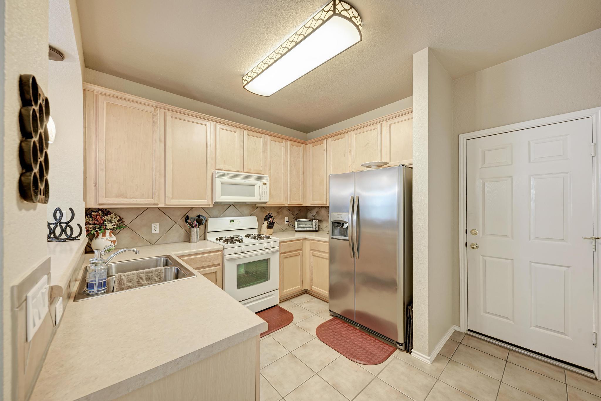 16100 S Great Oaks Dr # 602, Round Rock, TX 78681