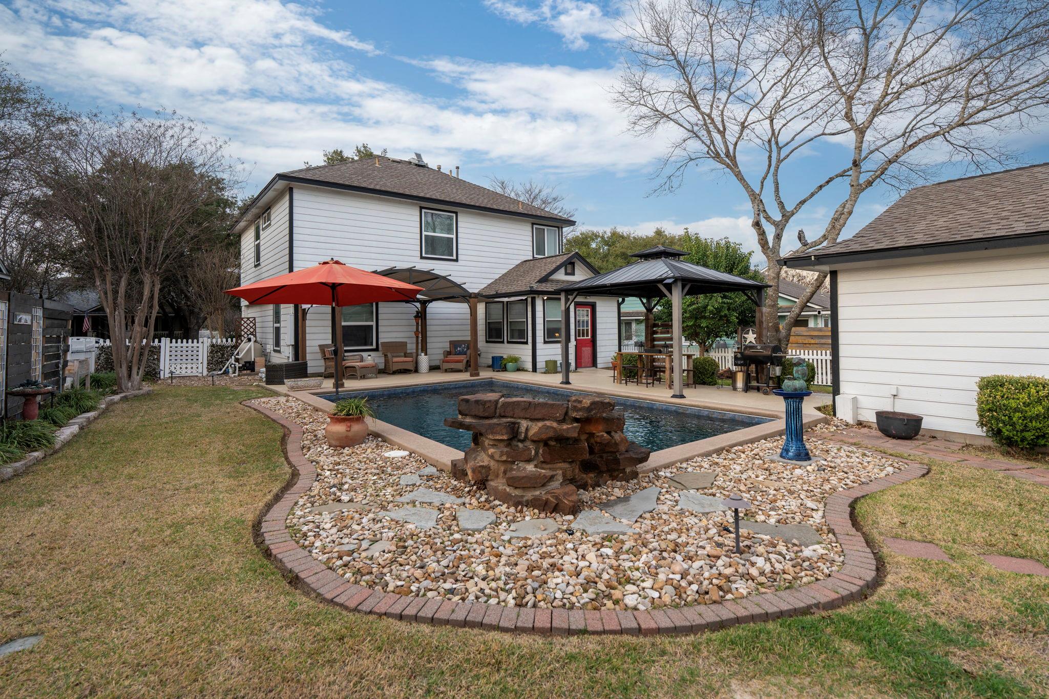 334 Haupt Dr, Kyle, TX 78640