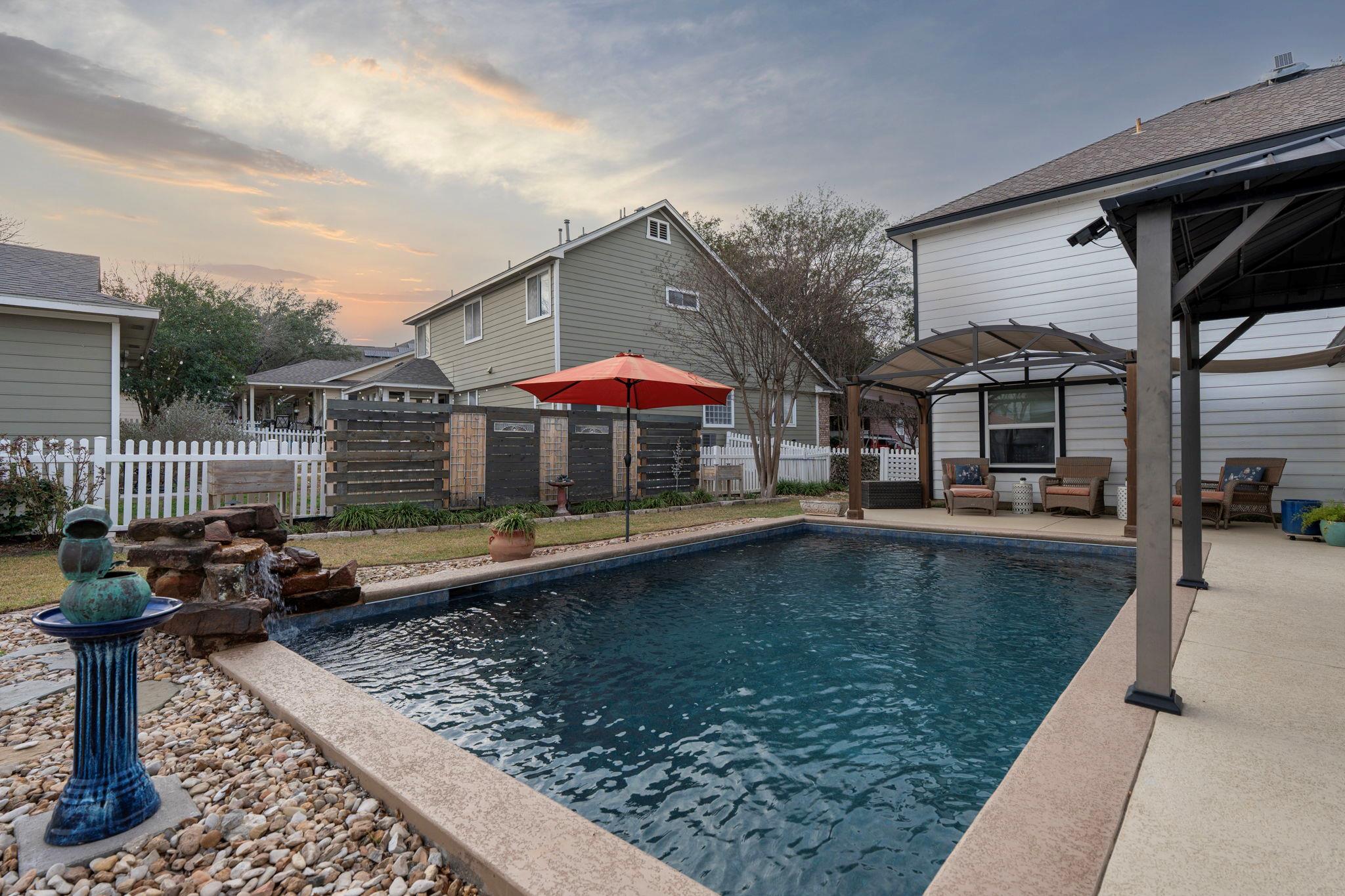 334 Haupt Dr, Kyle, TX 78640