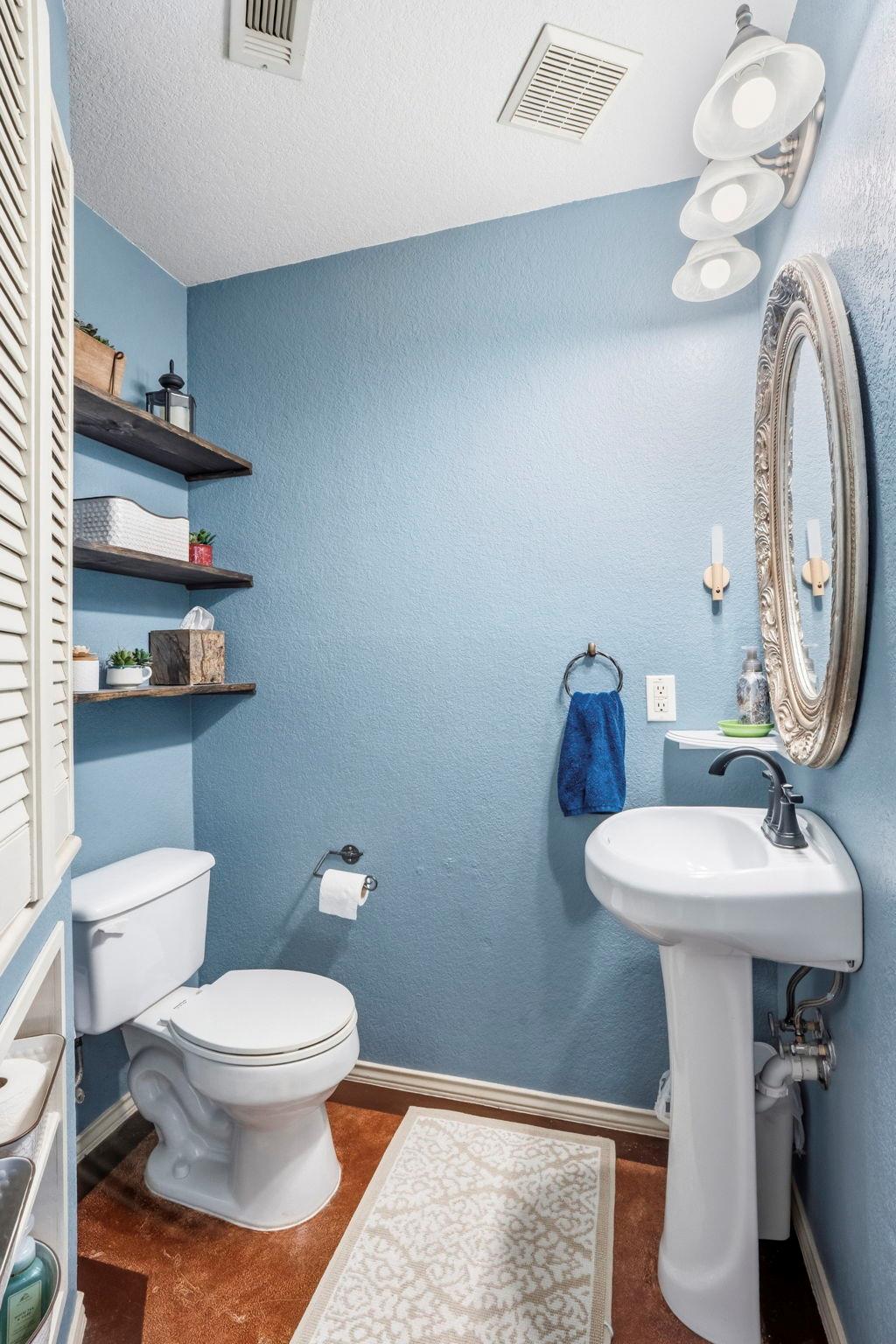 334 Haupt Dr, Kyle, TX 78640