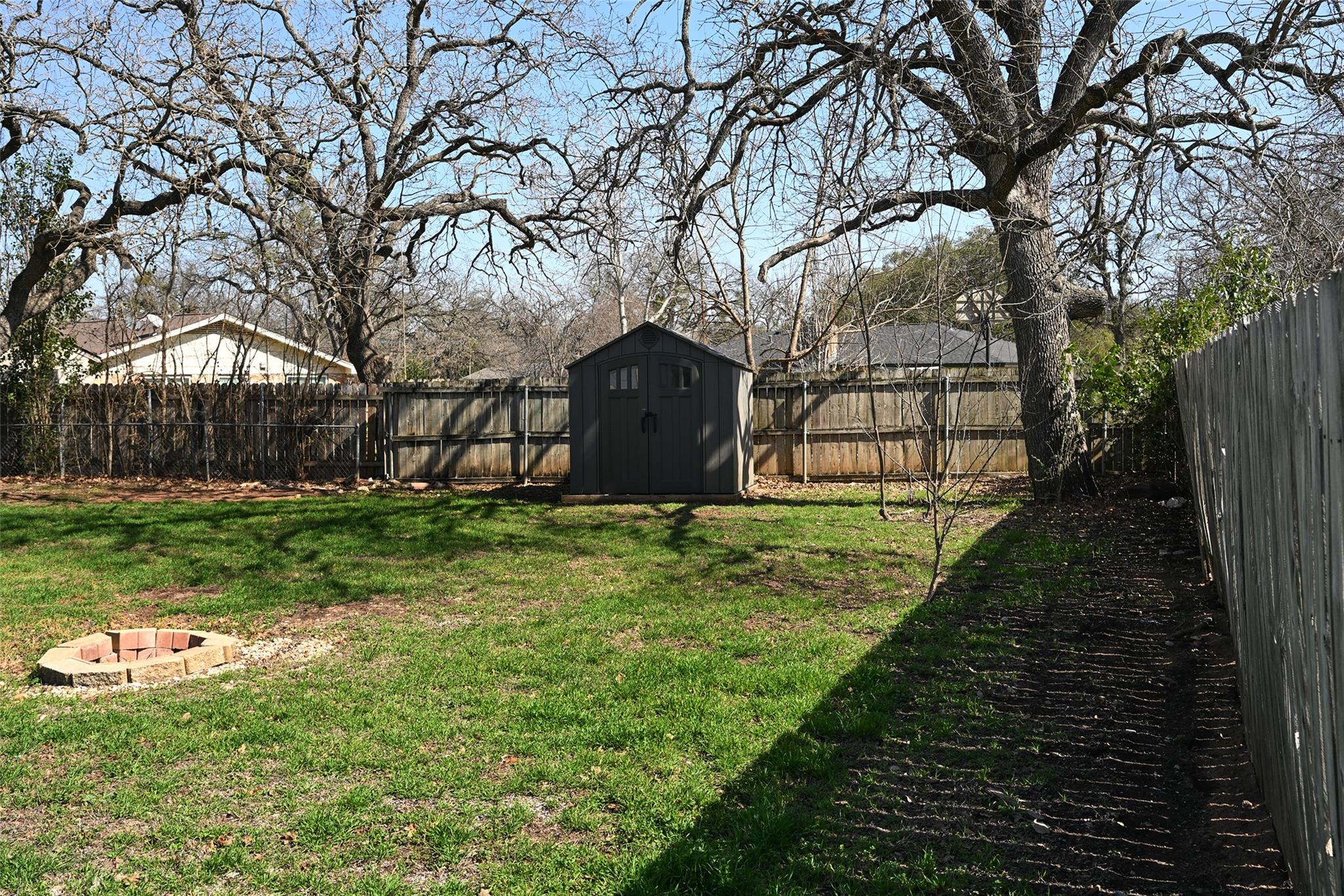 404 Northwood Dr, Georgetown, TX 78628