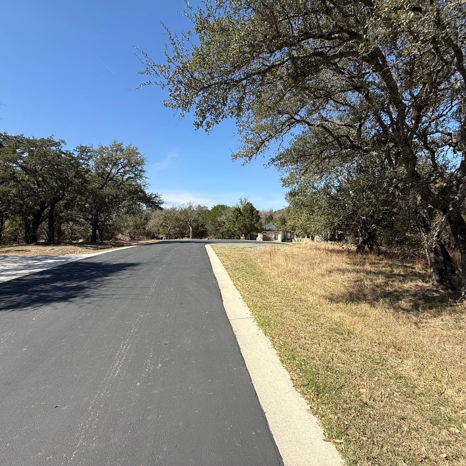 210 Cactus Cor, Horseshoe Bay, TX 78657