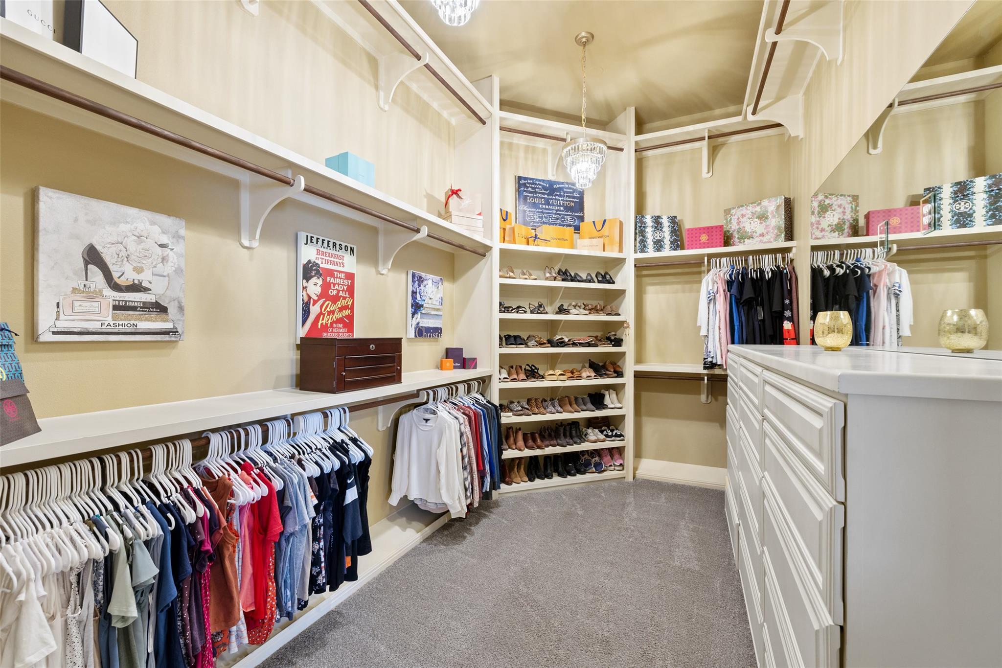 25616 Kahala Sunset Ct, Spicewood, TX 78669