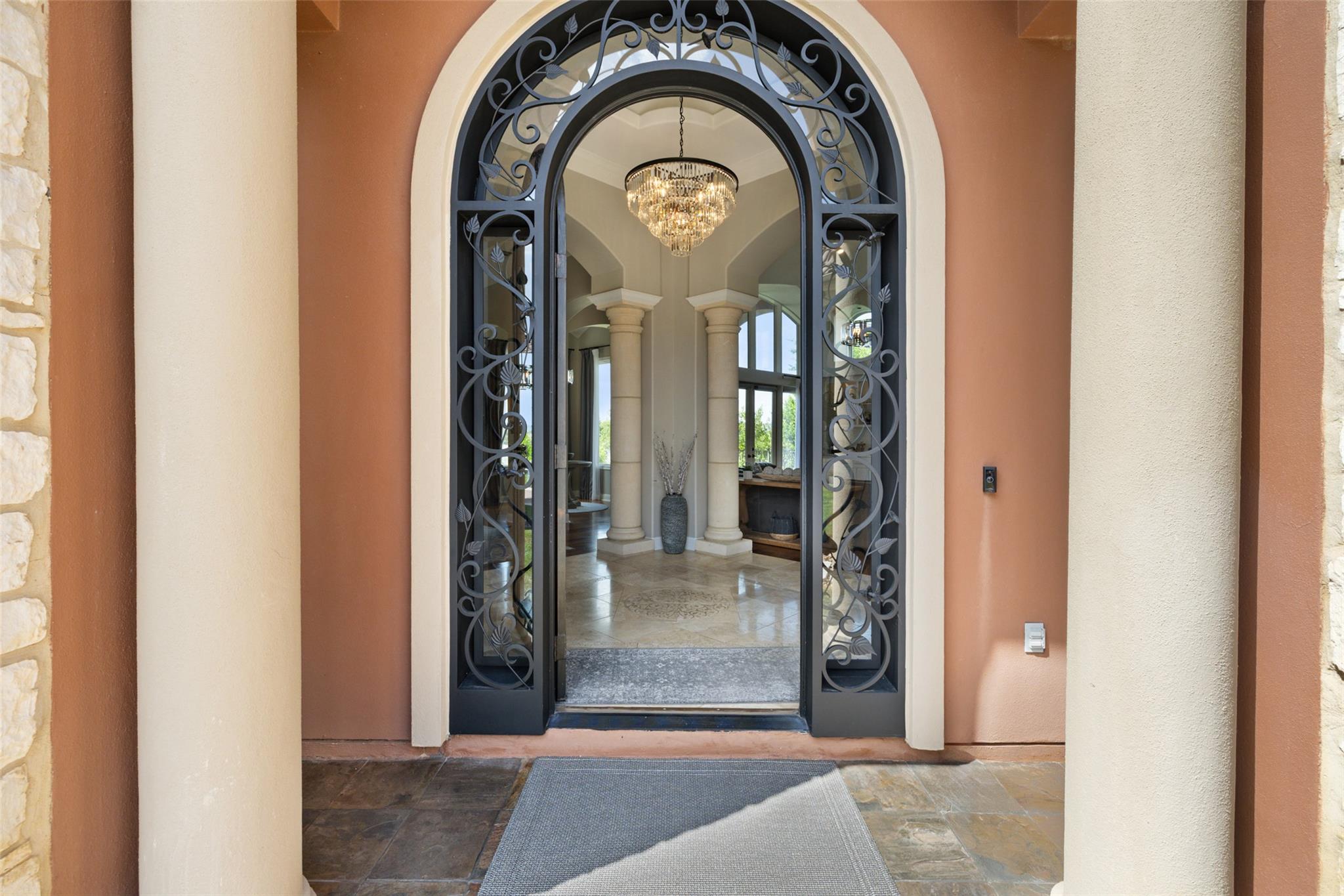 25616 Kahala Sunset Ct, Spicewood, TX 78669