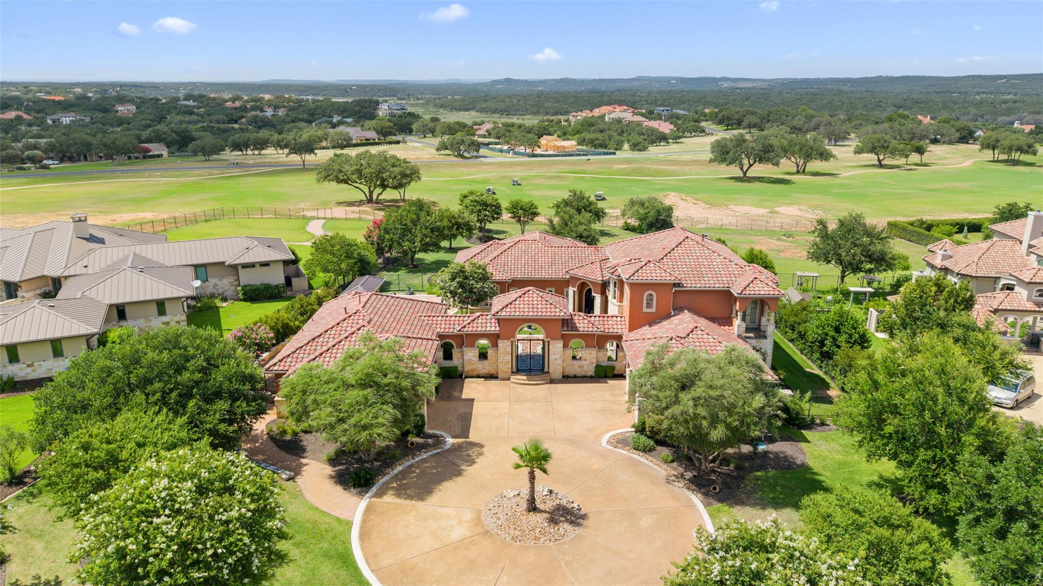 25616 Kahala Sunset Ct, Spicewood, TX 78669