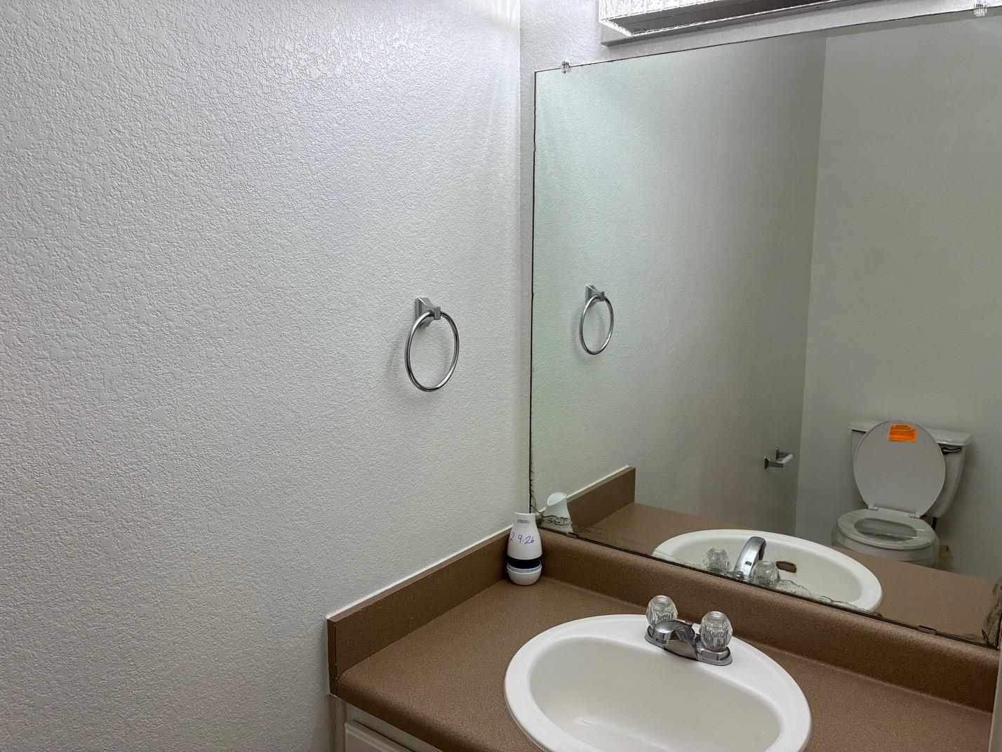 12708 La Paz Ln, Del Valle, TX 78617