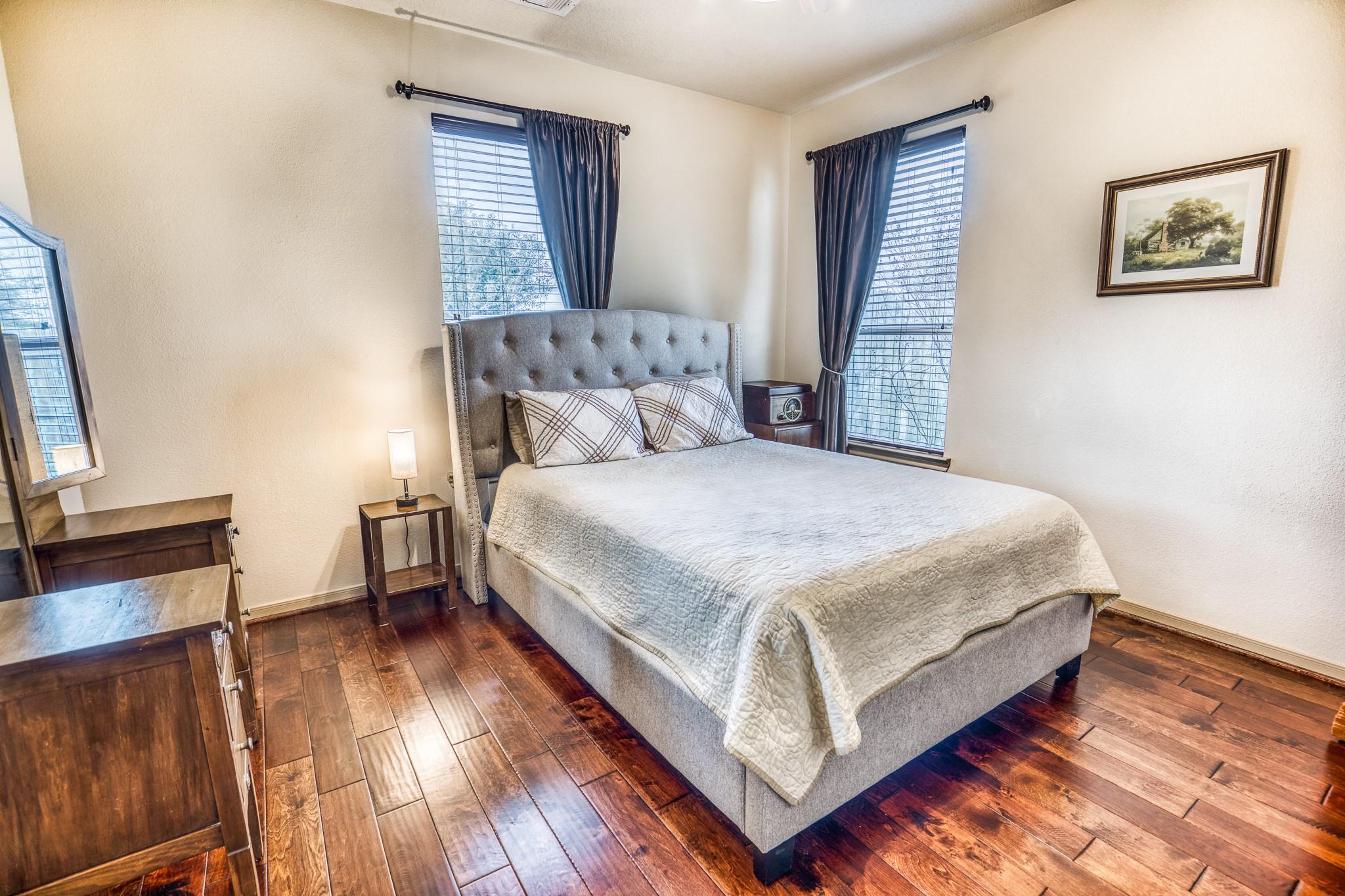 677 Grubbs Rd, Sealy, TX 77474