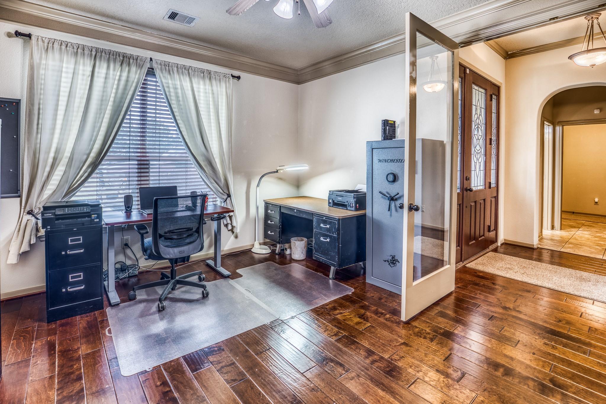 677 Grubbs Rd, Sealy, TX 77474