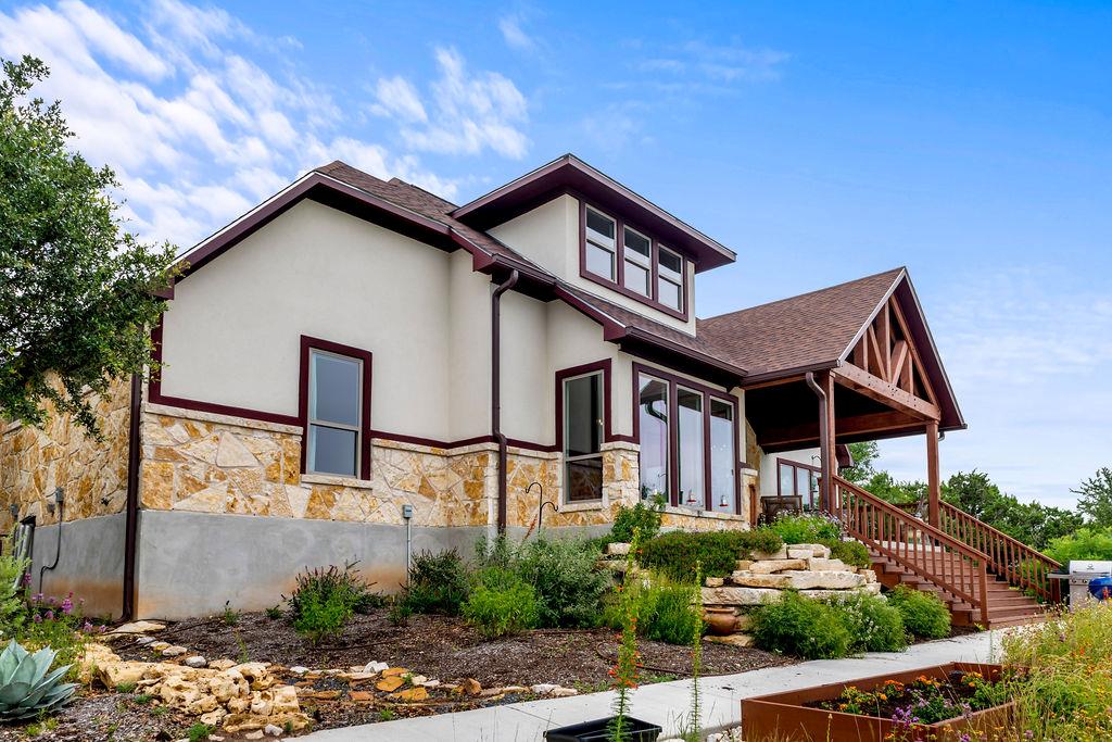 213 Lets Roll Dr, Fischer, TX 78623