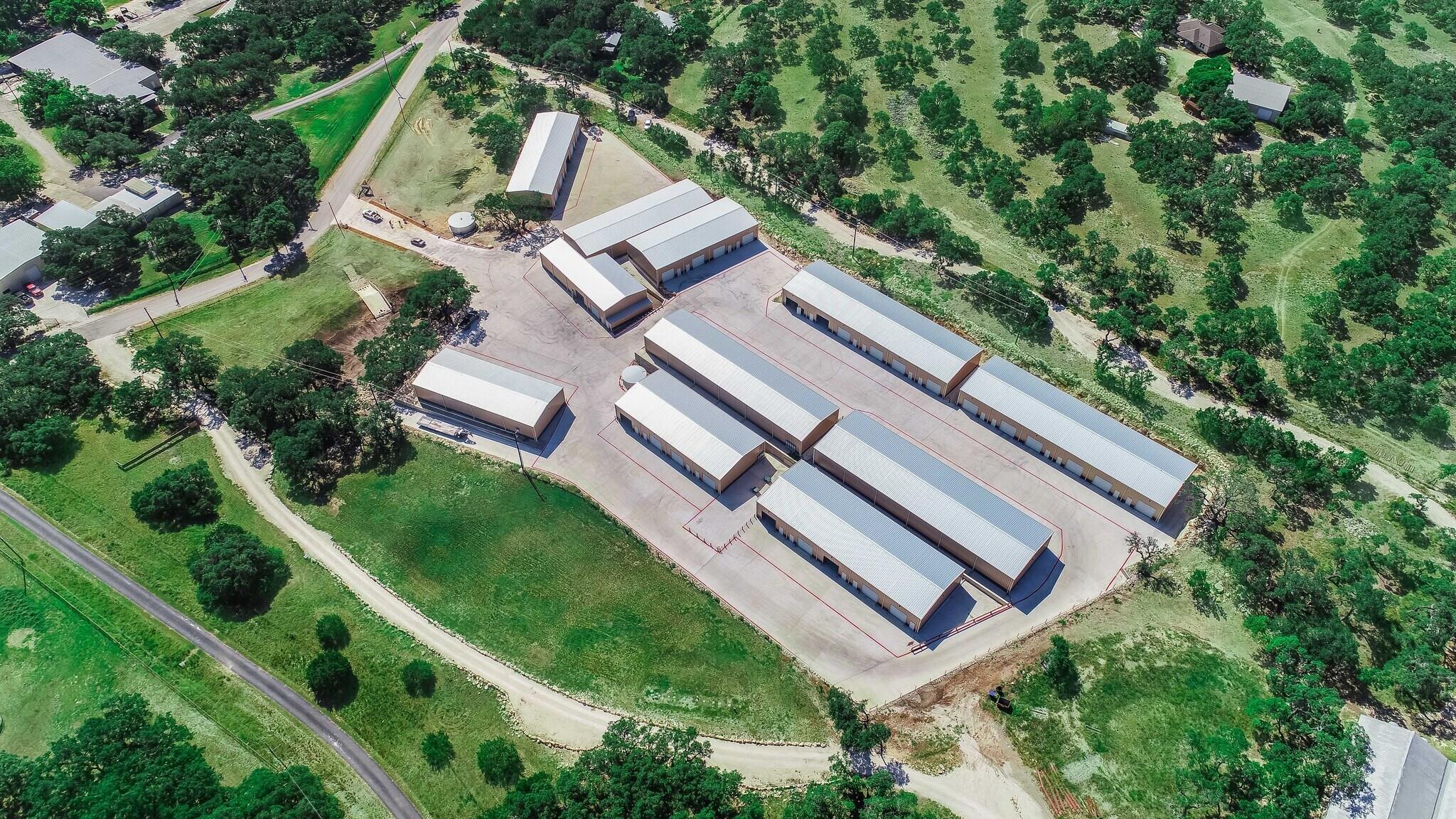 38 Rust Ln # B1-B2, Boerne, TX 78006