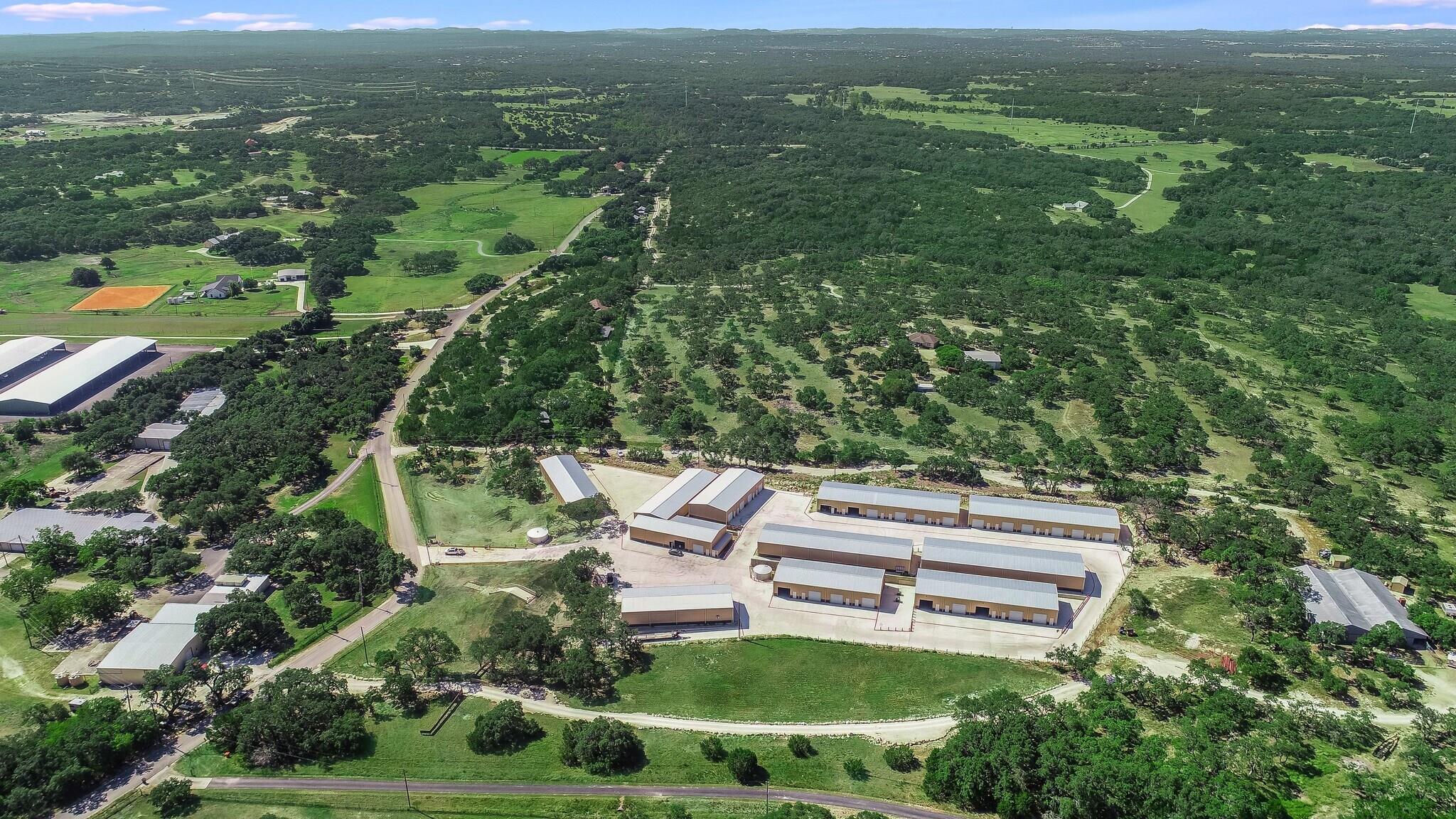 38 Rust Ln # B1-B2, Boerne, TX 78006