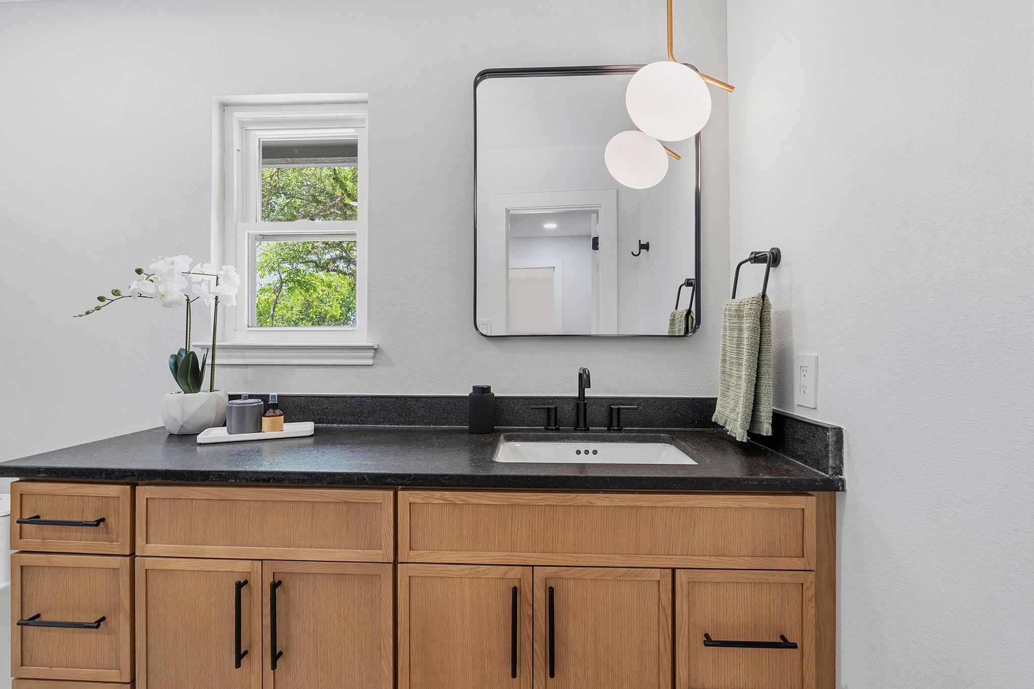 8312 Adirondack Trl, Austin, TX 78759