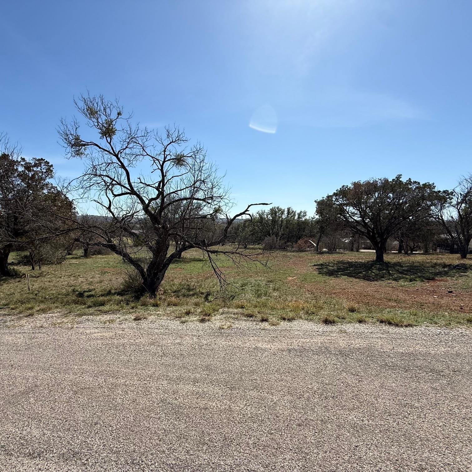 305 Red Wine Ln, Horseshoe Bay, TX 78657