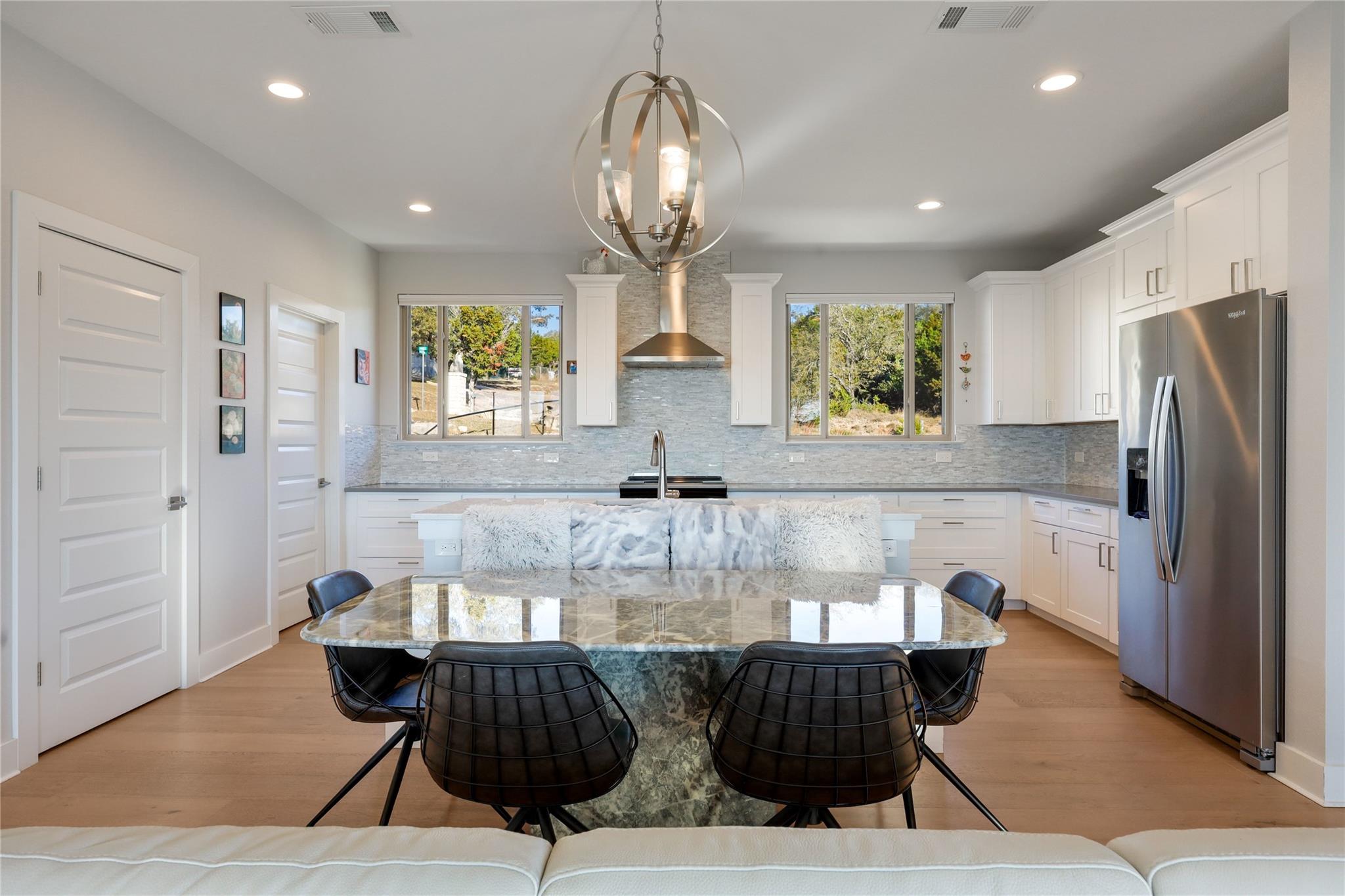 21013 Nimitz Ave, Lago Vista, TX 78645