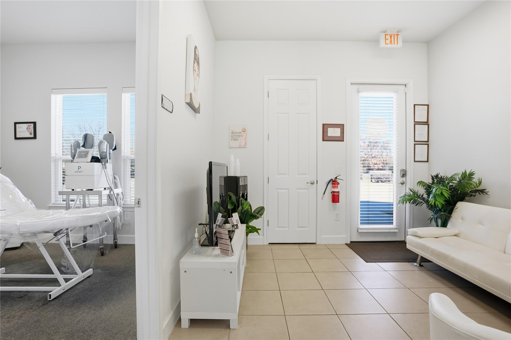 2251 Bagdad Rd # 302, Cedar Park, TX 78613