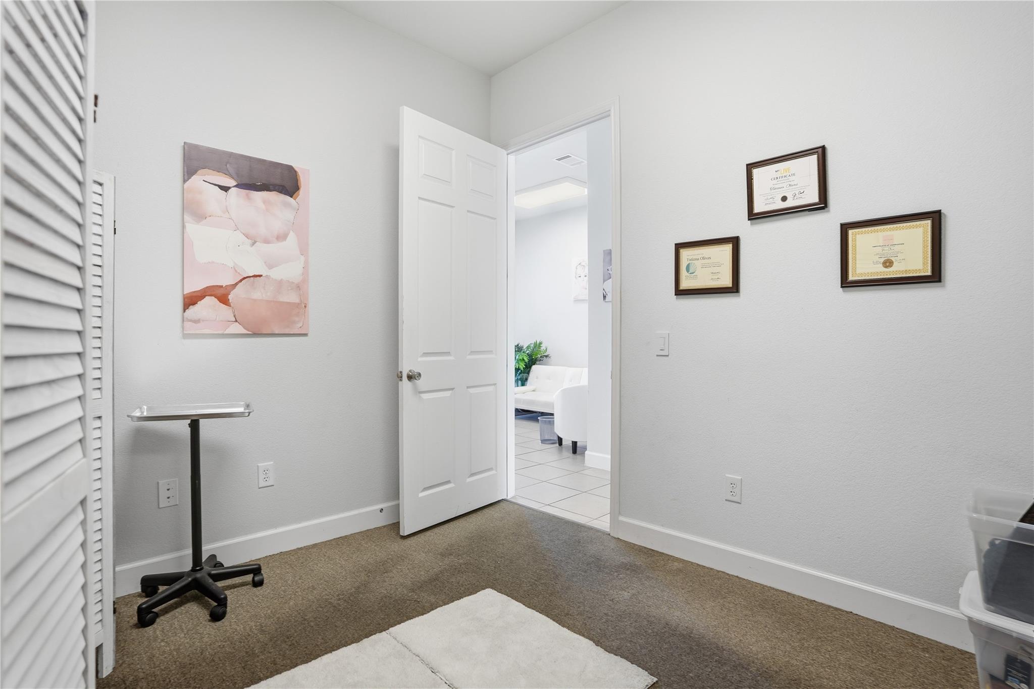 2251 Bagdad Rd # 302, Cedar Park, TX 78613