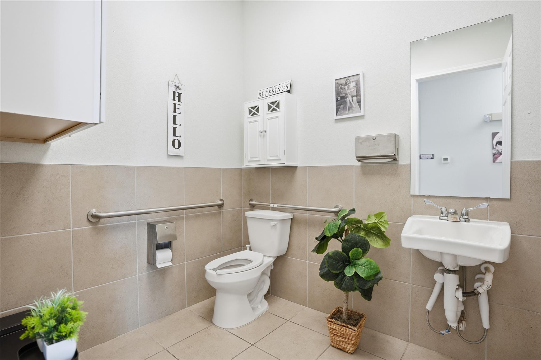 2251 Bagdad Rd # 302, Cedar Park, TX 78613