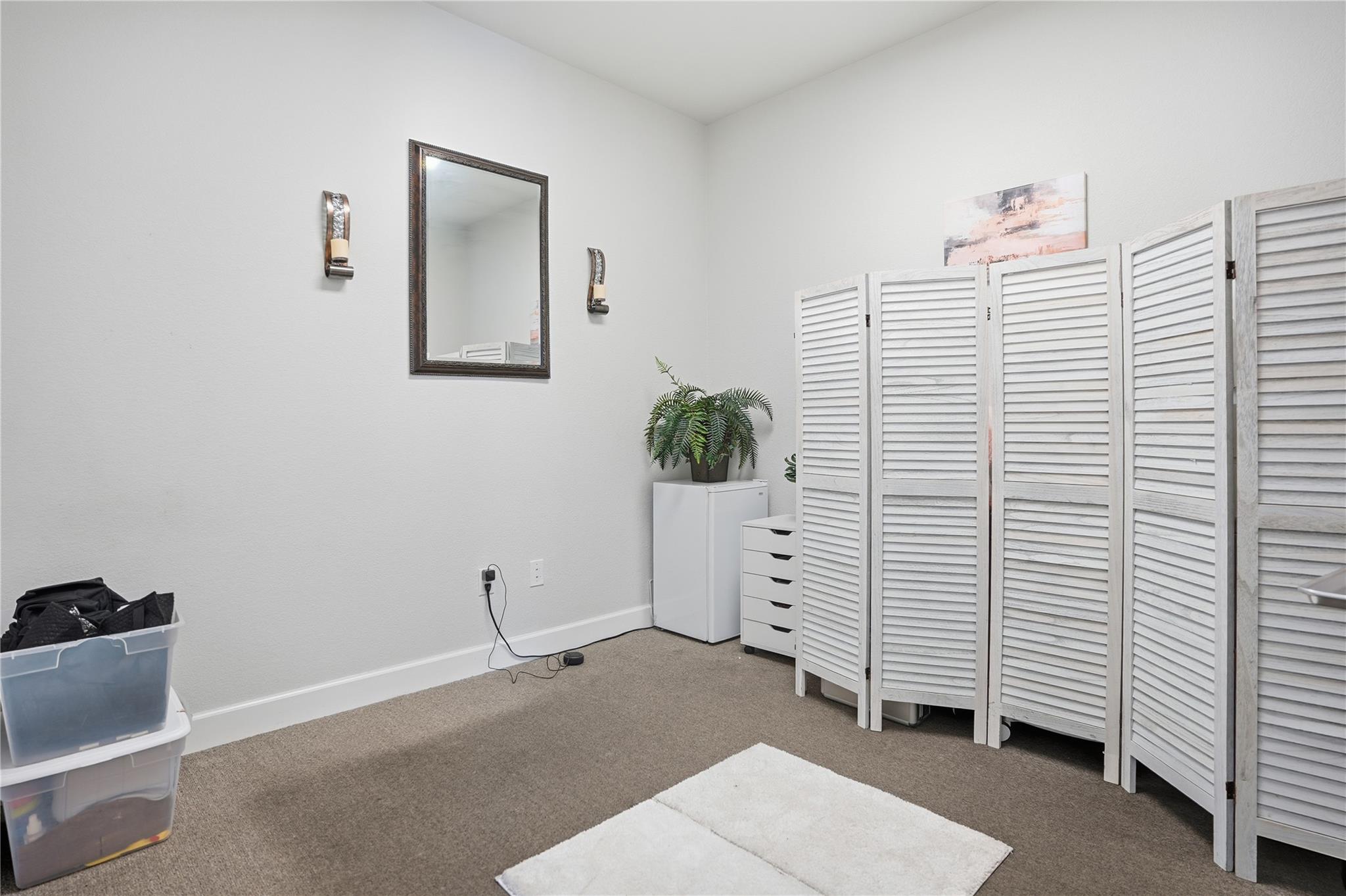 2251 Bagdad Rd # 302, Cedar Park, TX 78613