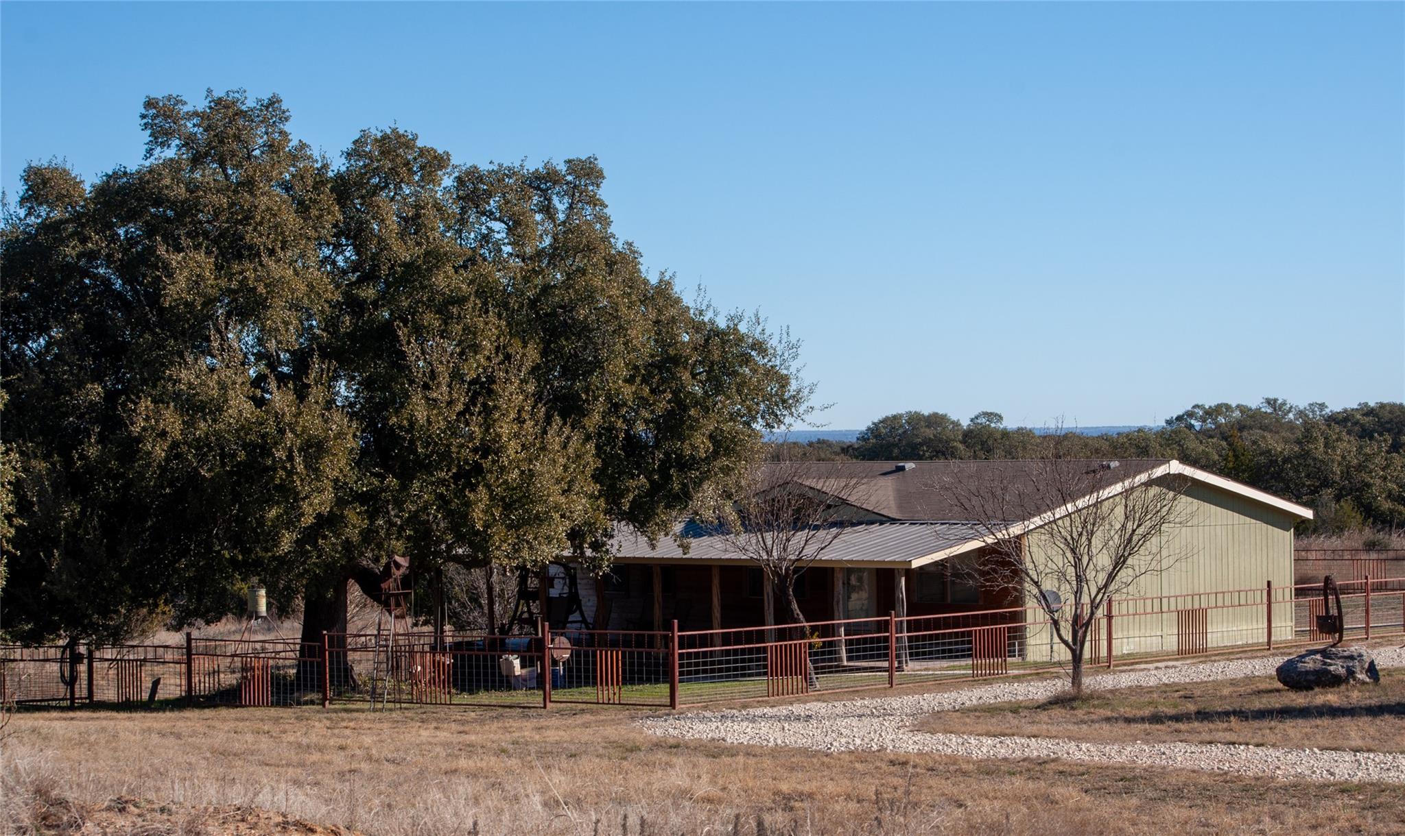 1364 Fm 574 W, Mullin, TX 76864