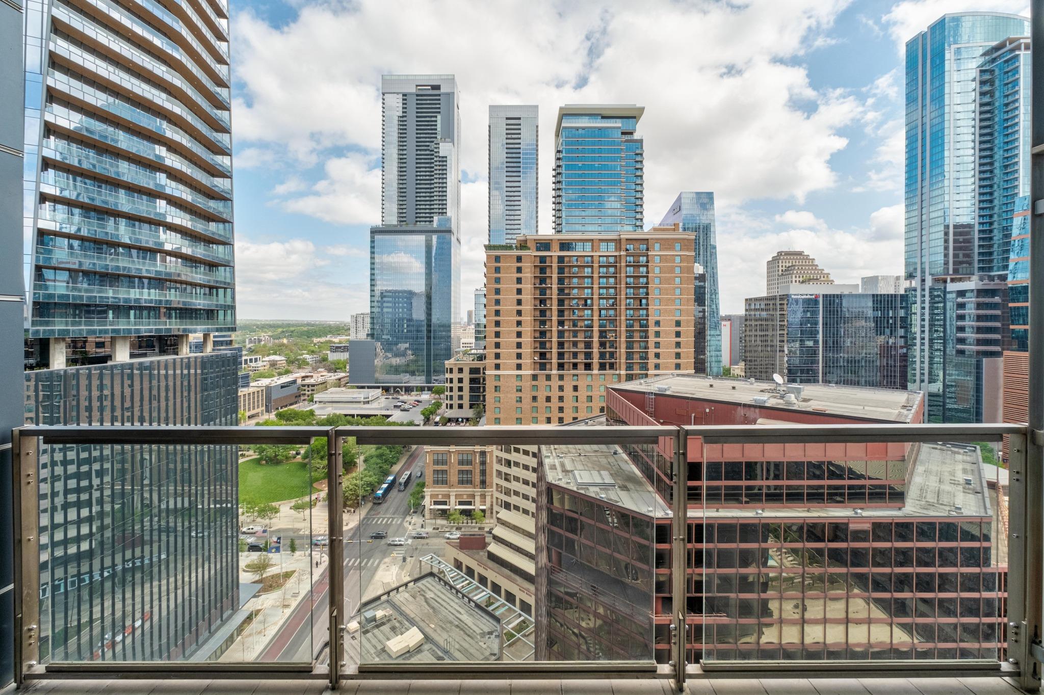 210 Lavaca St # 1810, Austin, TX 78701