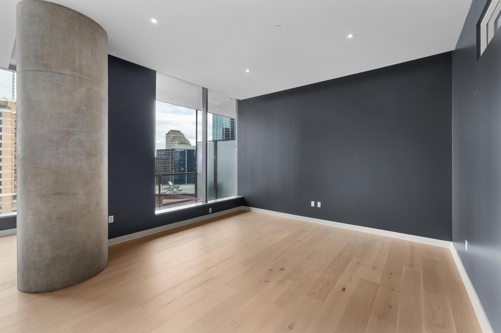 210 Lavaca St # 1810, Austin, TX 78701