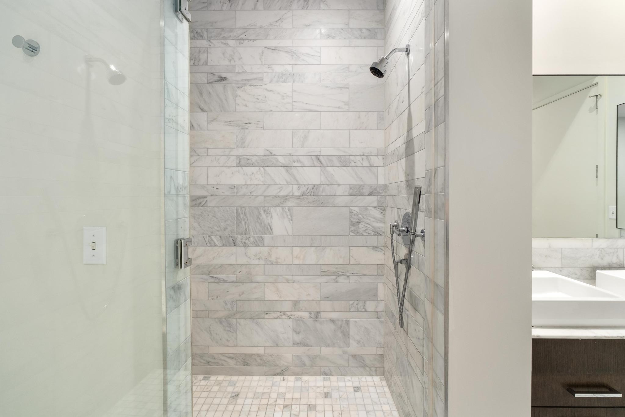 210 Lavaca St # 1810, Austin, TX 78701