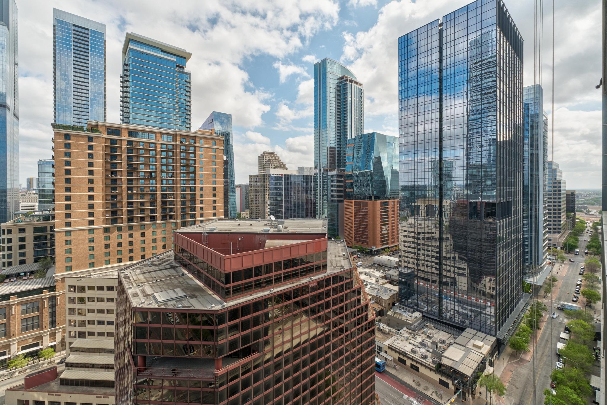 210 Lavaca St # 1810, Austin, TX 78701