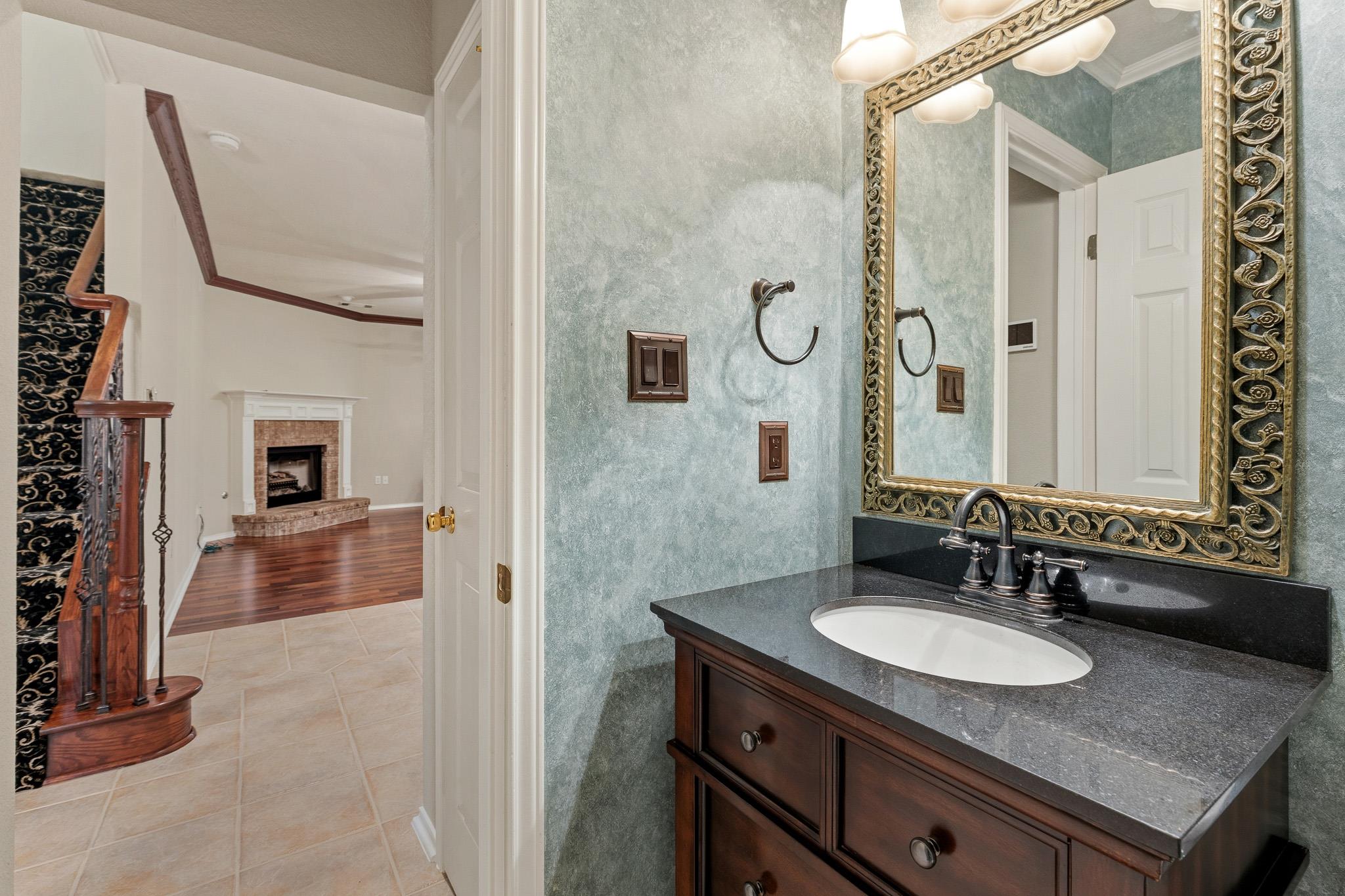 905 Brighton Bend Ln, Cedar Park, TX 78613