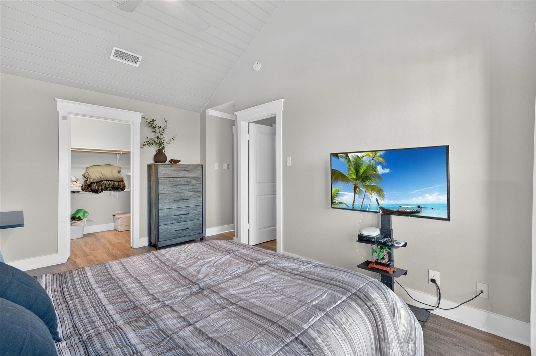 405 Short Circuit # 5, Horseshoe Bay, TX 78657