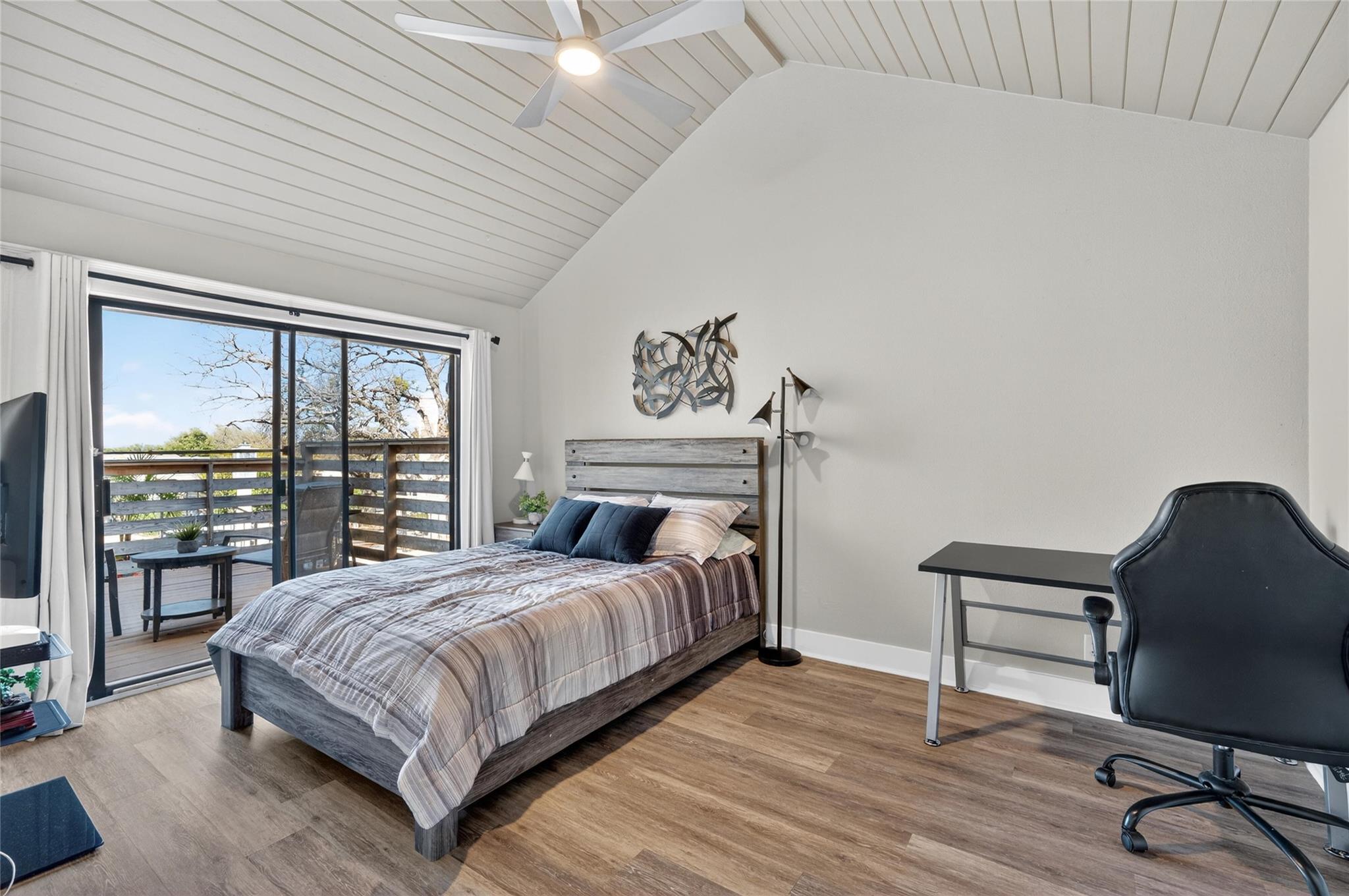 405 Short Circuit # 5, Horseshoe Bay, TX 78657