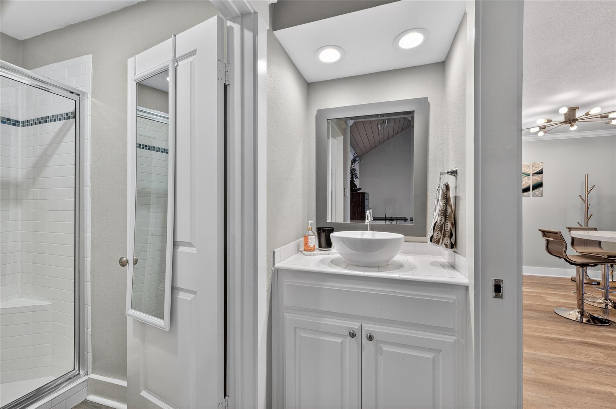 405 Short Circuit # 5, Horseshoe Bay, TX 78657