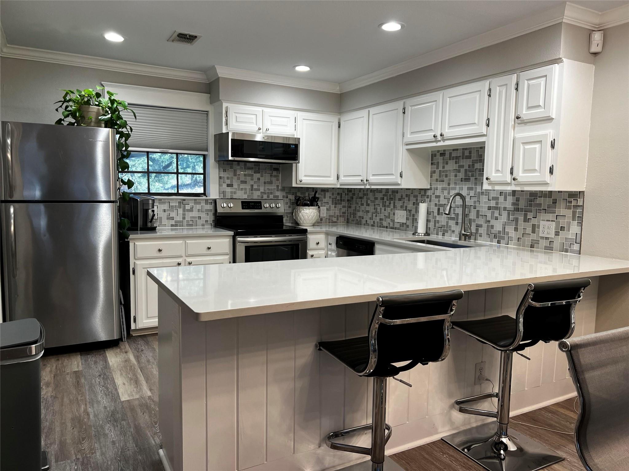 405 Short Circuit # 5, Horseshoe Bay, TX 78657