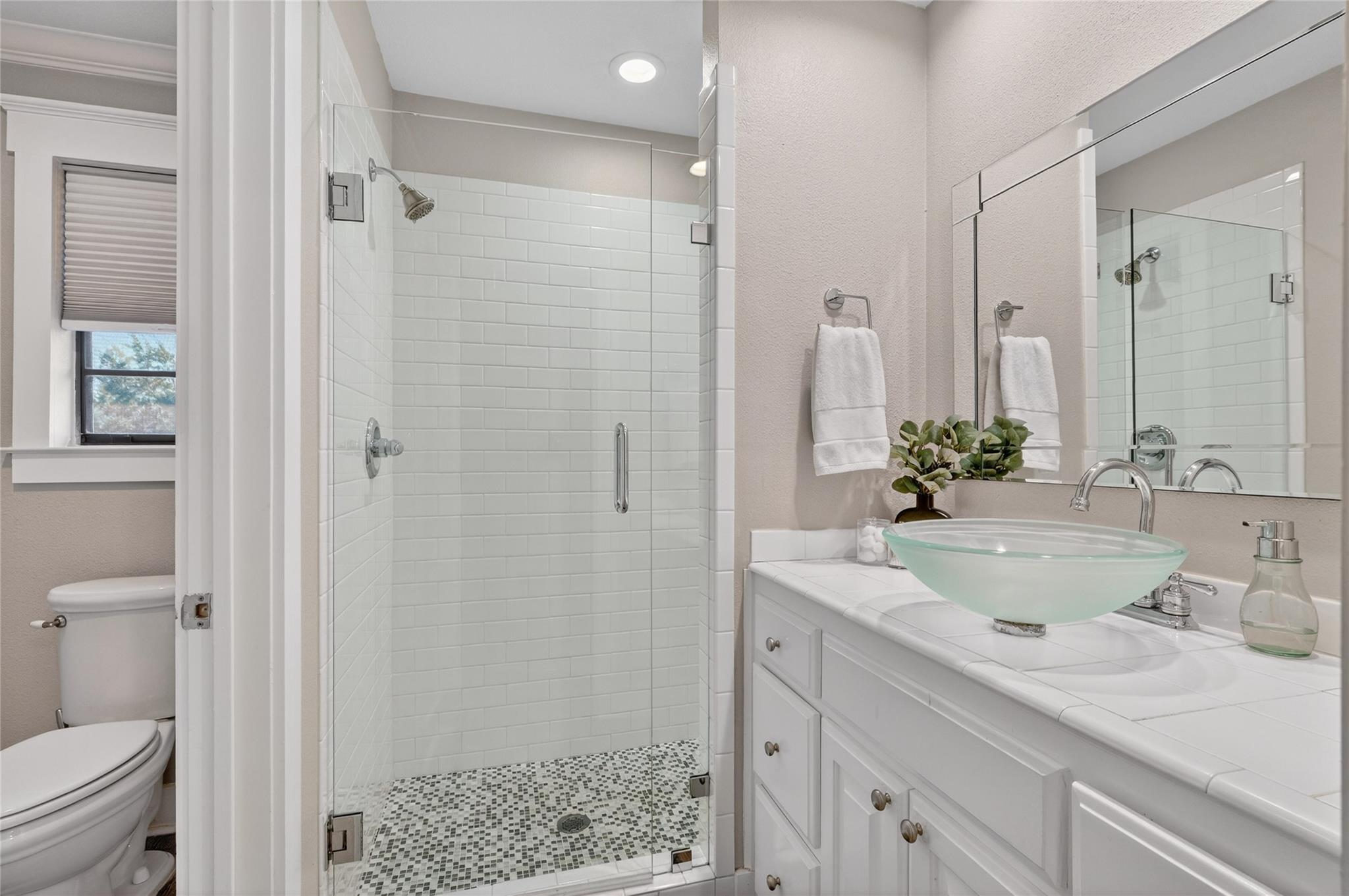 405 Short Circuit # 5, Horseshoe Bay, TX 78657